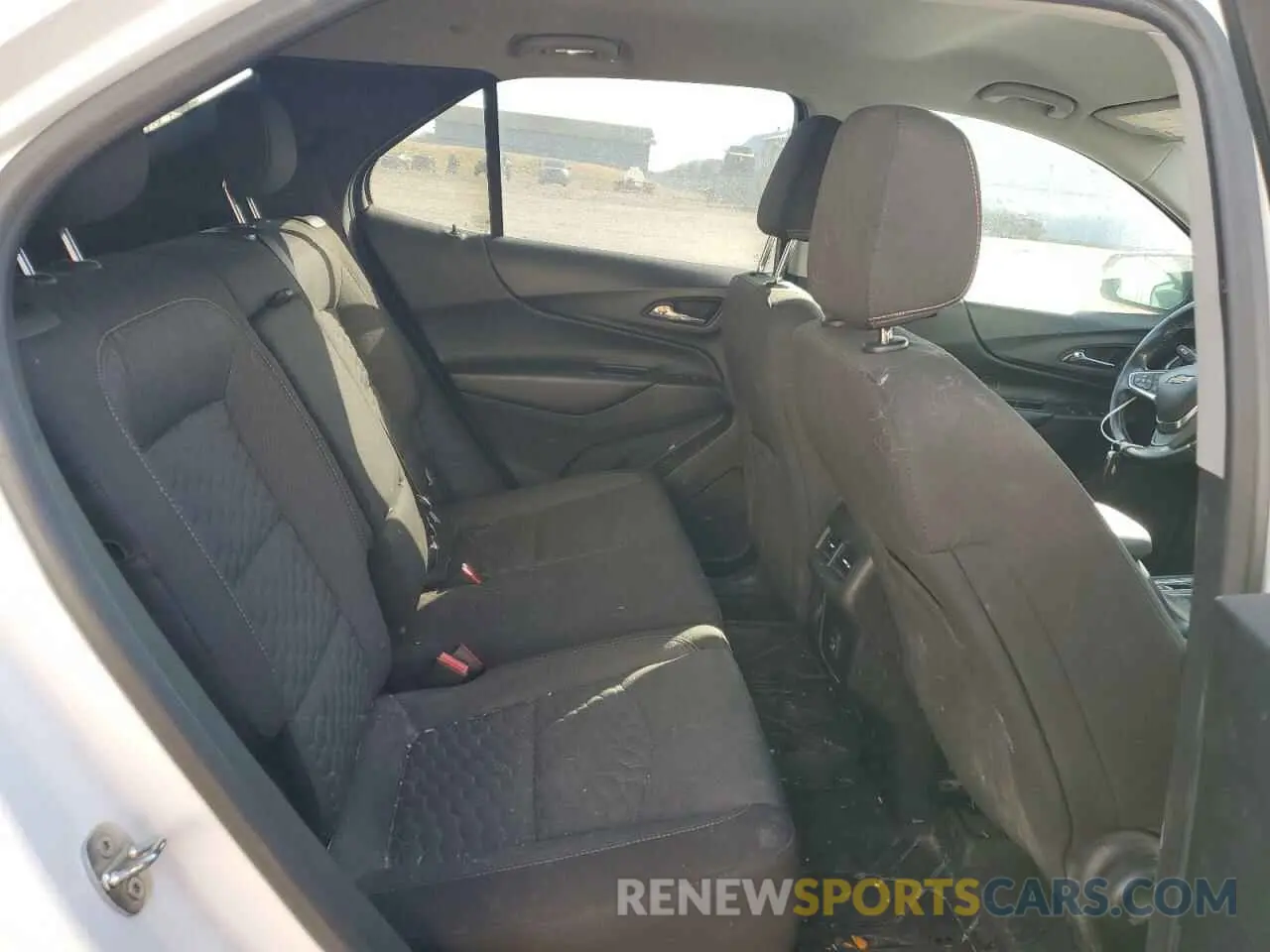 11 fotografías del automóvil dañado 2GNAXTEV4L6192743 CHEVROLET EQUINOX 2020