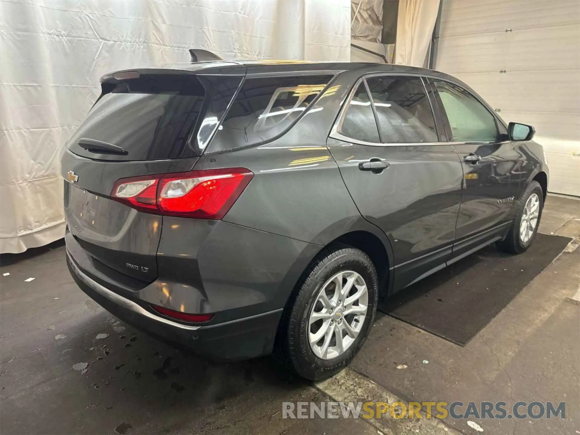 28 fotografías del automóvil dañado 2GNAXTEV4L6233100 CHEVROLET EQUINOX 2020