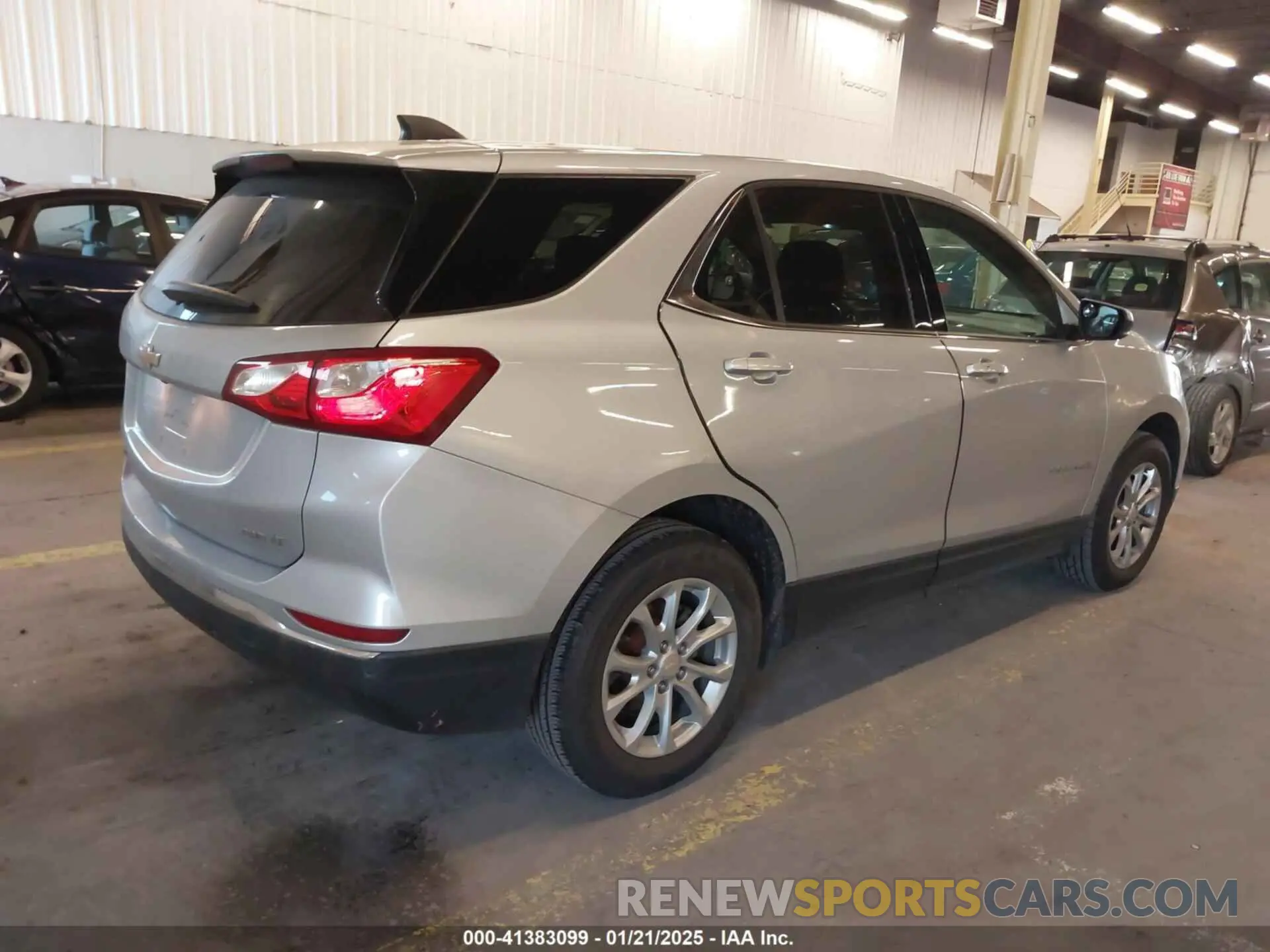 4 fotografías del automóvil dañado 2GNAXTEV4L6252441 CHEVROLET EQUINOX 2020