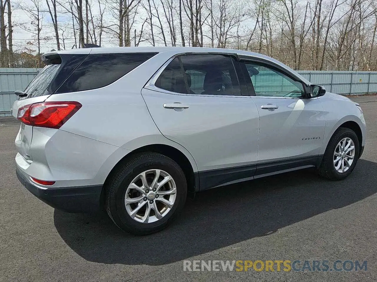 3 fotografías del automóvil dañado 2GNAXTEV6L6249962 CHEVROLET EQUINOX 2020