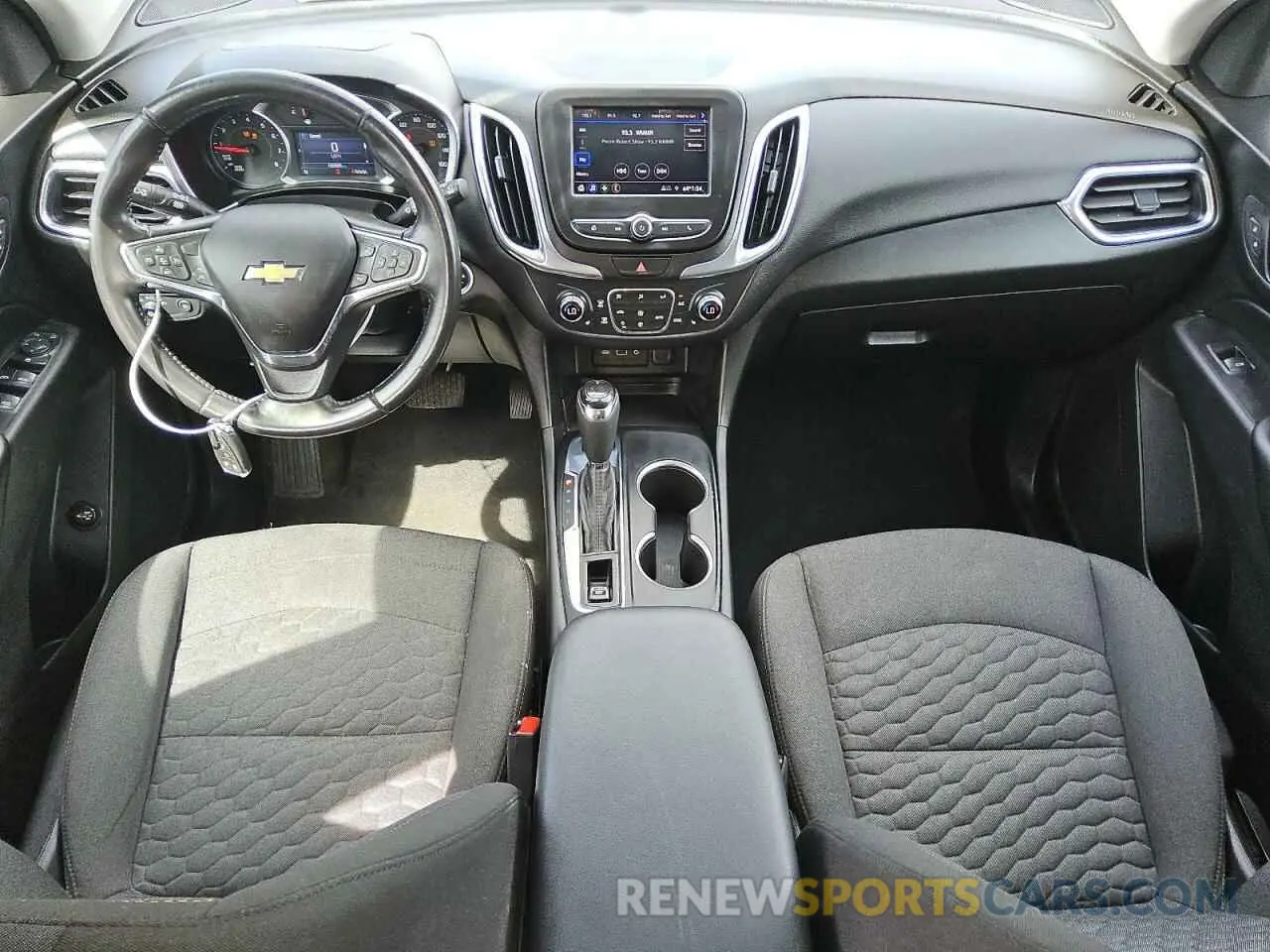 8 fotografías del automóvil dañado 2GNAXTEV6L6249962 CHEVROLET EQUINOX 2020