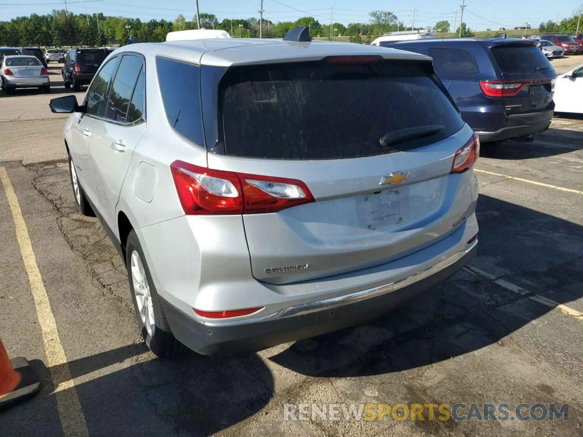 20 fotografías del automóvil dañado 2GNAXTEV7L6176665 CHEVROLET EQUINOX 2020
