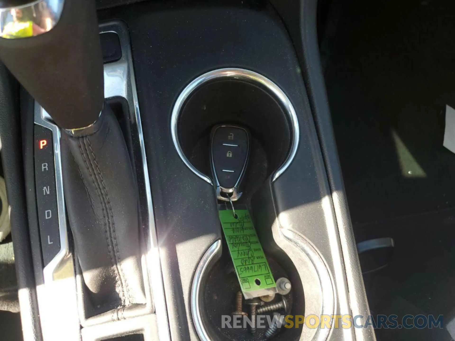 25 fotografías del automóvil dañado 2GNAXTEV7L6176665 CHEVROLET EQUINOX 2020