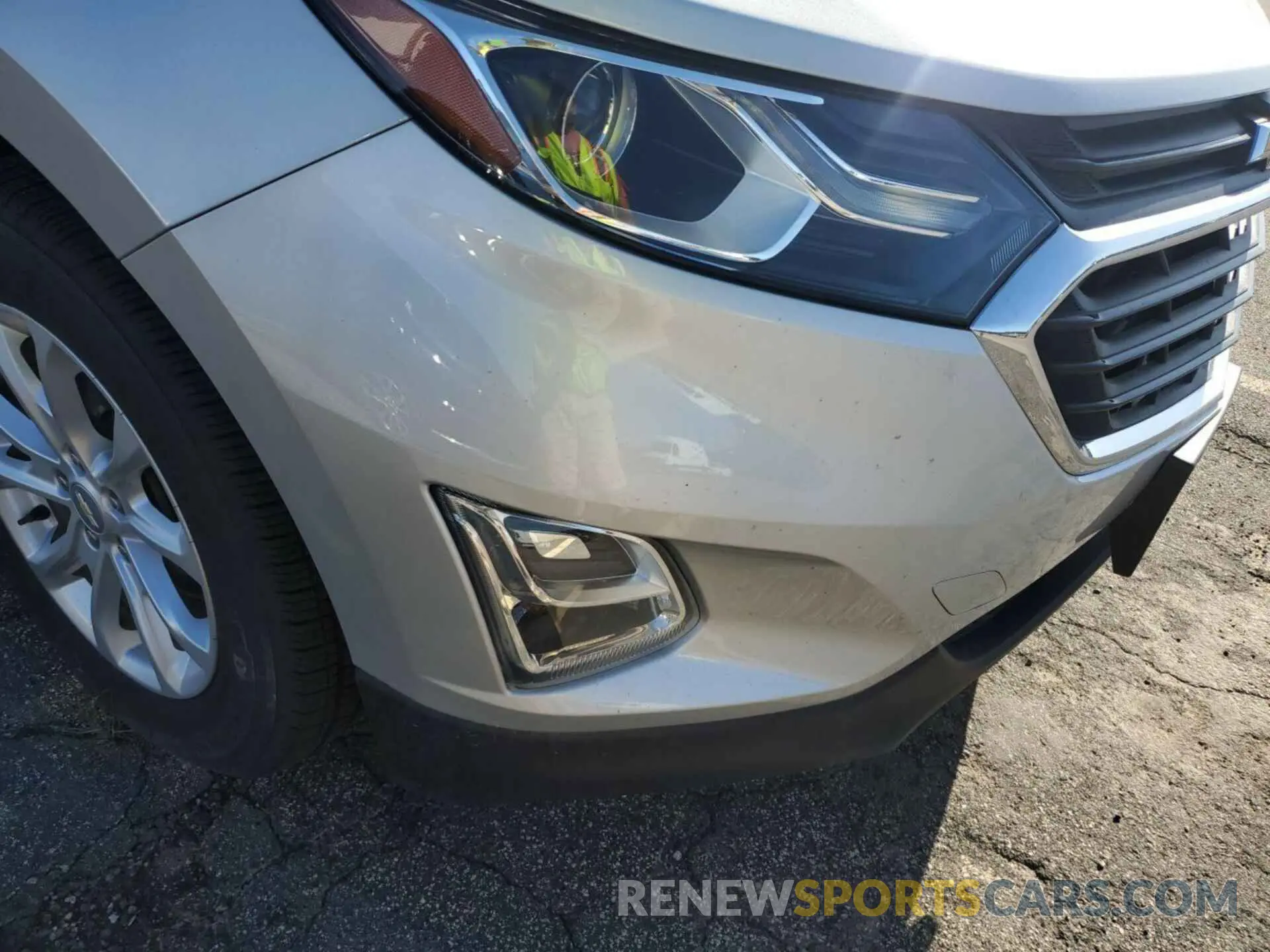4 fotografías del automóvil dañado 2GNAXTEV7L6176665 CHEVROLET EQUINOX 2020