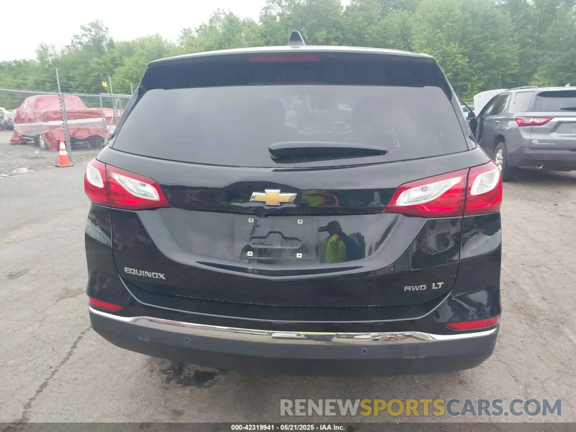 16 fotografías del automóvil dañado 2GNAXTEV7L6249419 CHEVROLET EQUINOX 2020