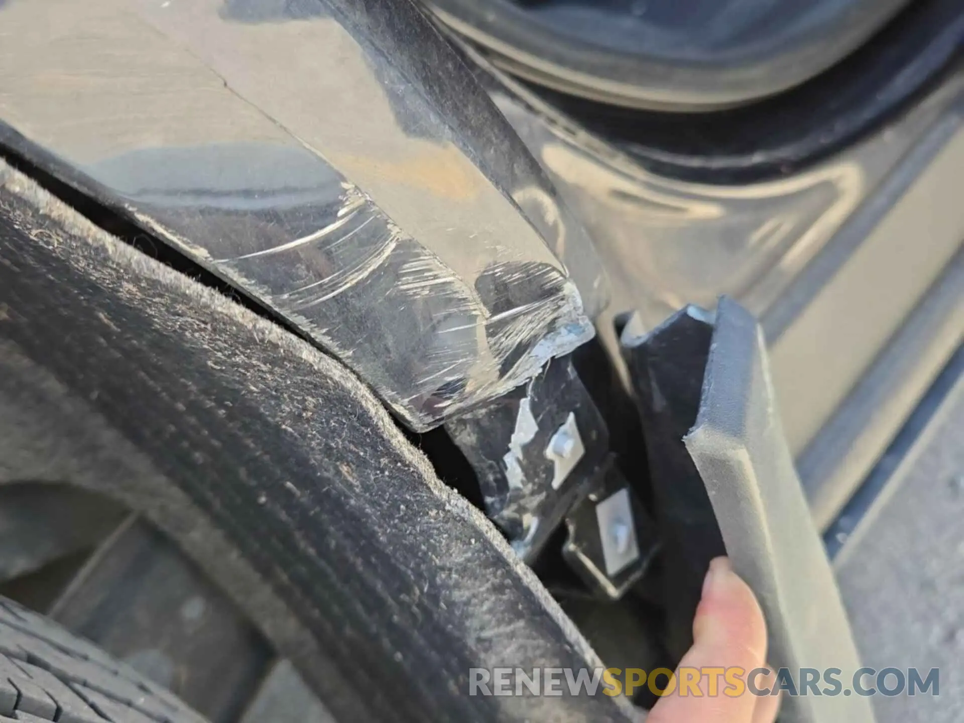 14 fotografías del automóvil dañado 2GNAXTEV8L6153041 CHEVROLET EQUINOX 2020