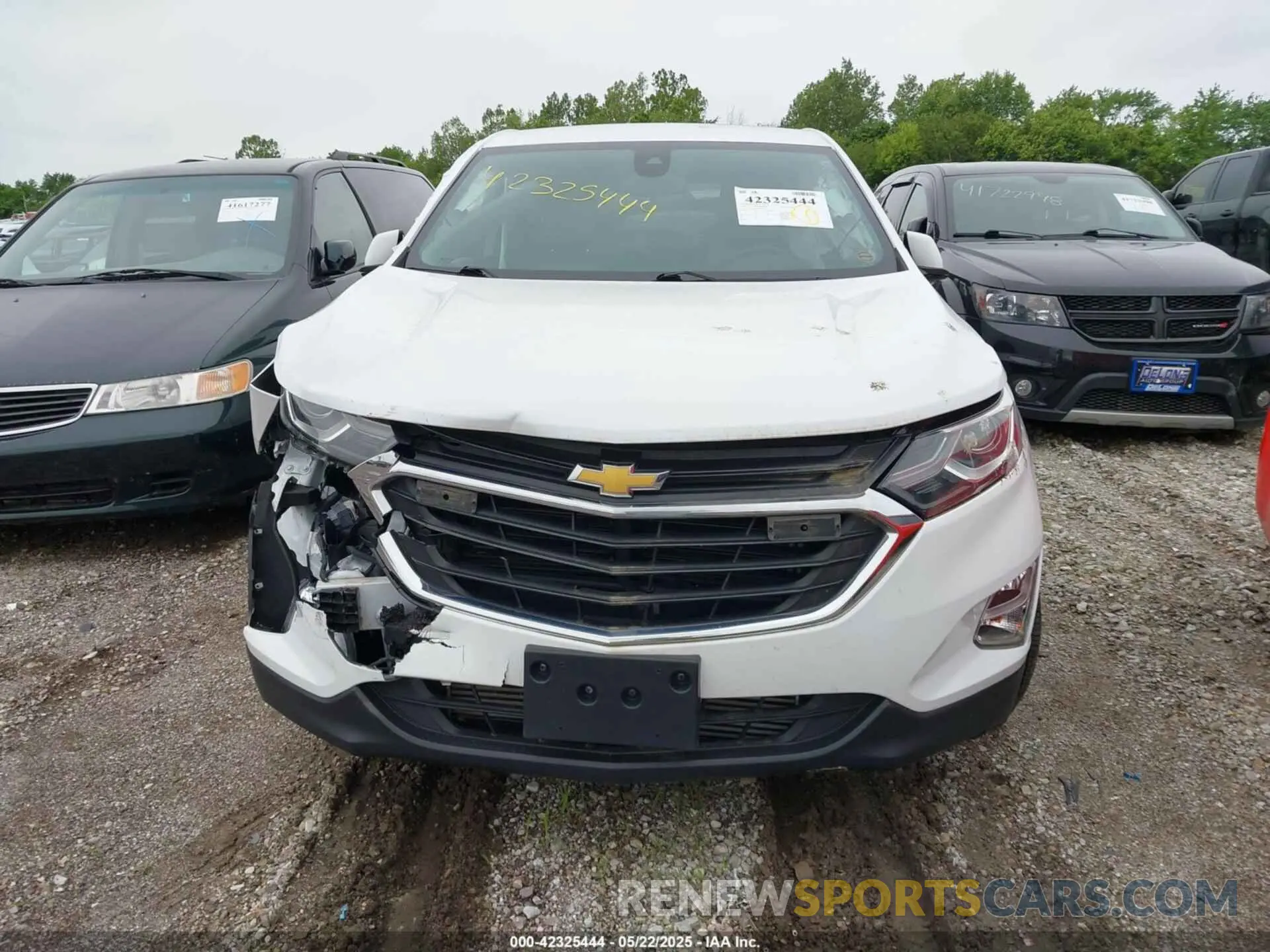 12 fotografías del automóvil dañado 2GNAXTEV8L6230104 CHEVROLET EQUINOX 2020