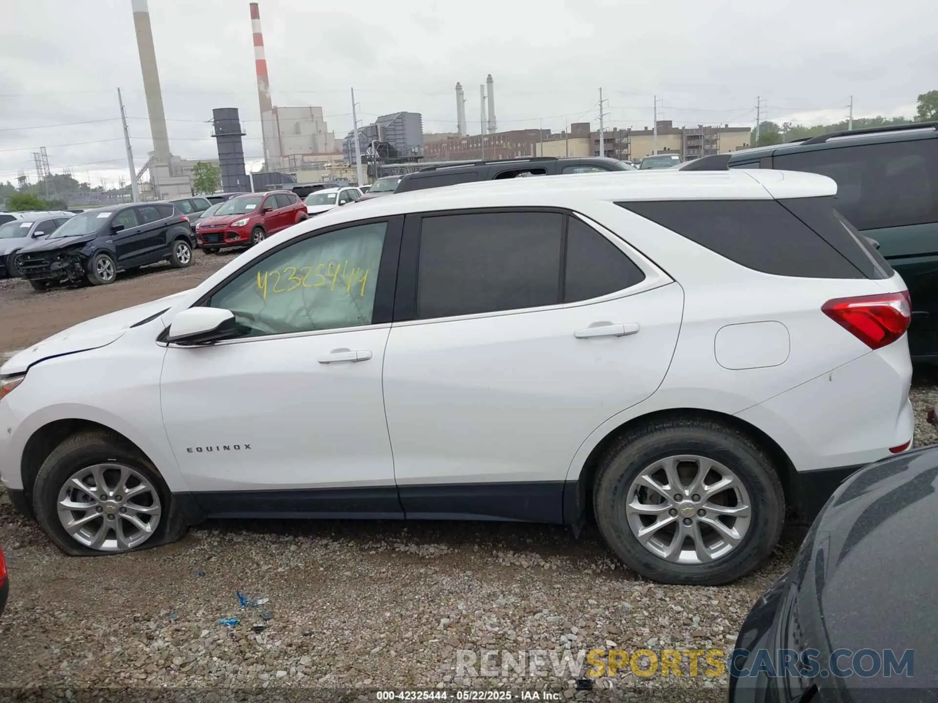 14 fotografías del automóvil dañado 2GNAXTEV8L6230104 CHEVROLET EQUINOX 2020