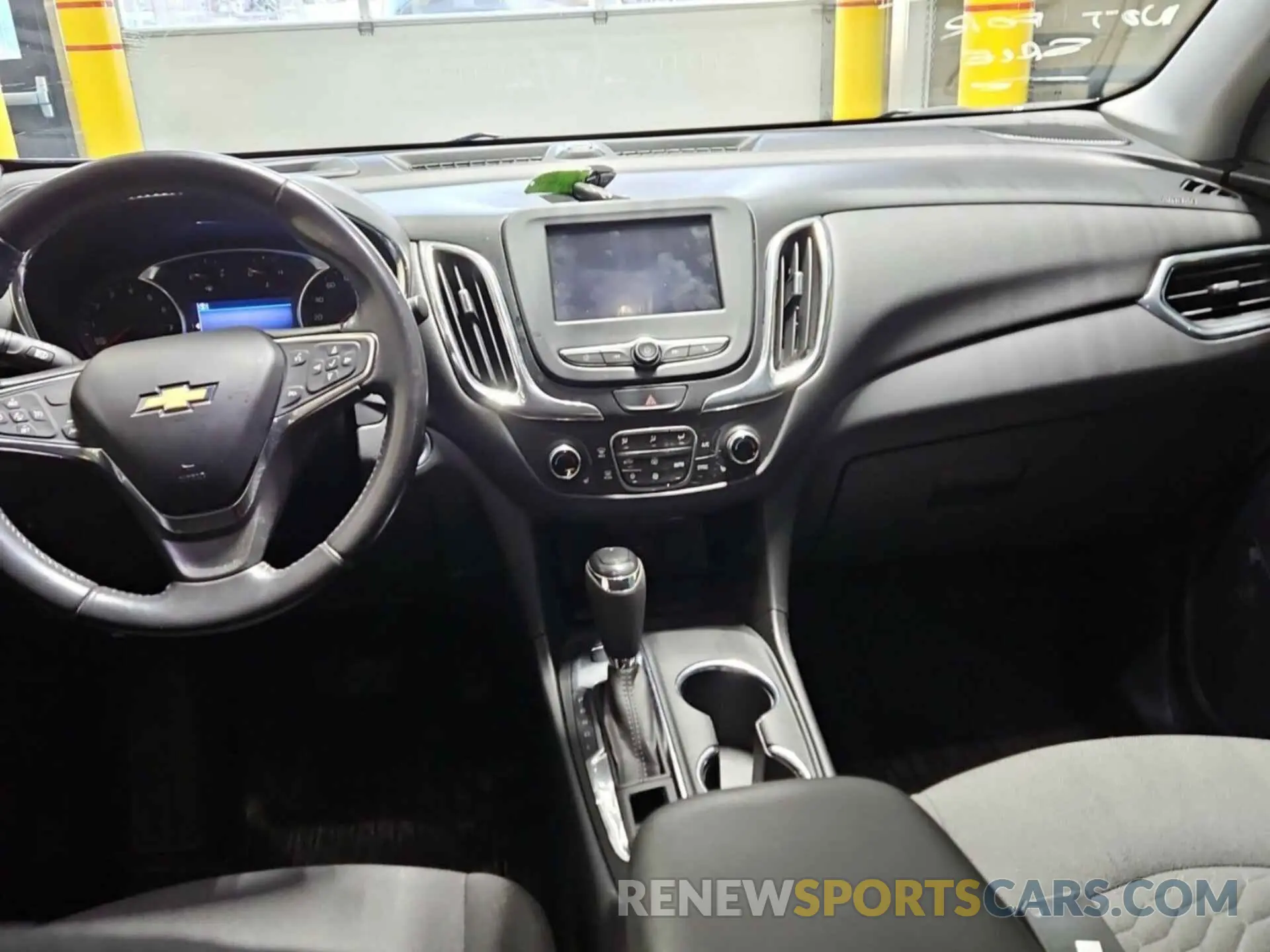 29 fotografías del automóvil dañado 2GNAXTEV8L6231771 CHEVROLET EQUINOX 2020
