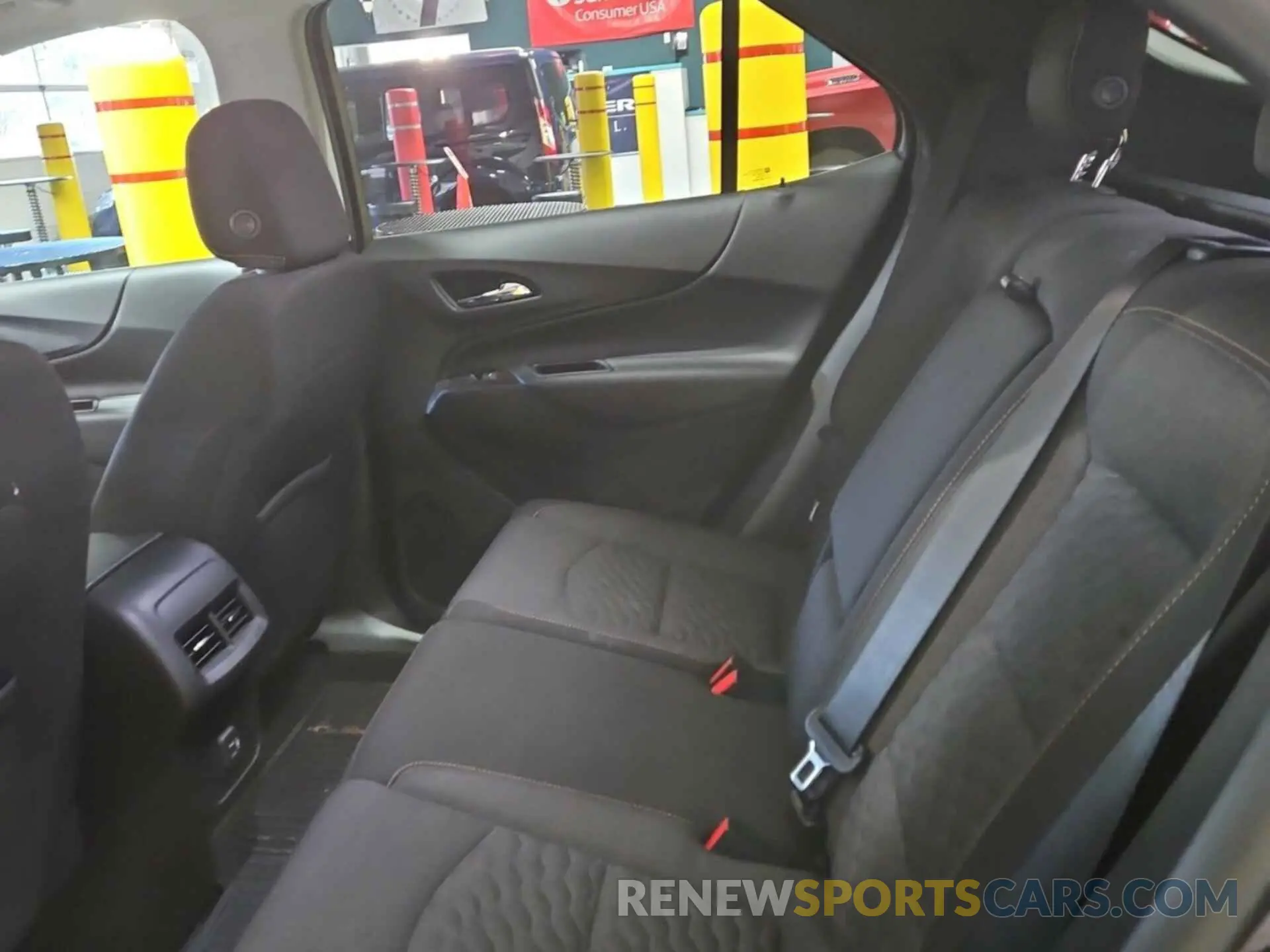 4 fotografías del automóvil dañado 2GNAXTEV8L6231771 CHEVROLET EQUINOX 2020