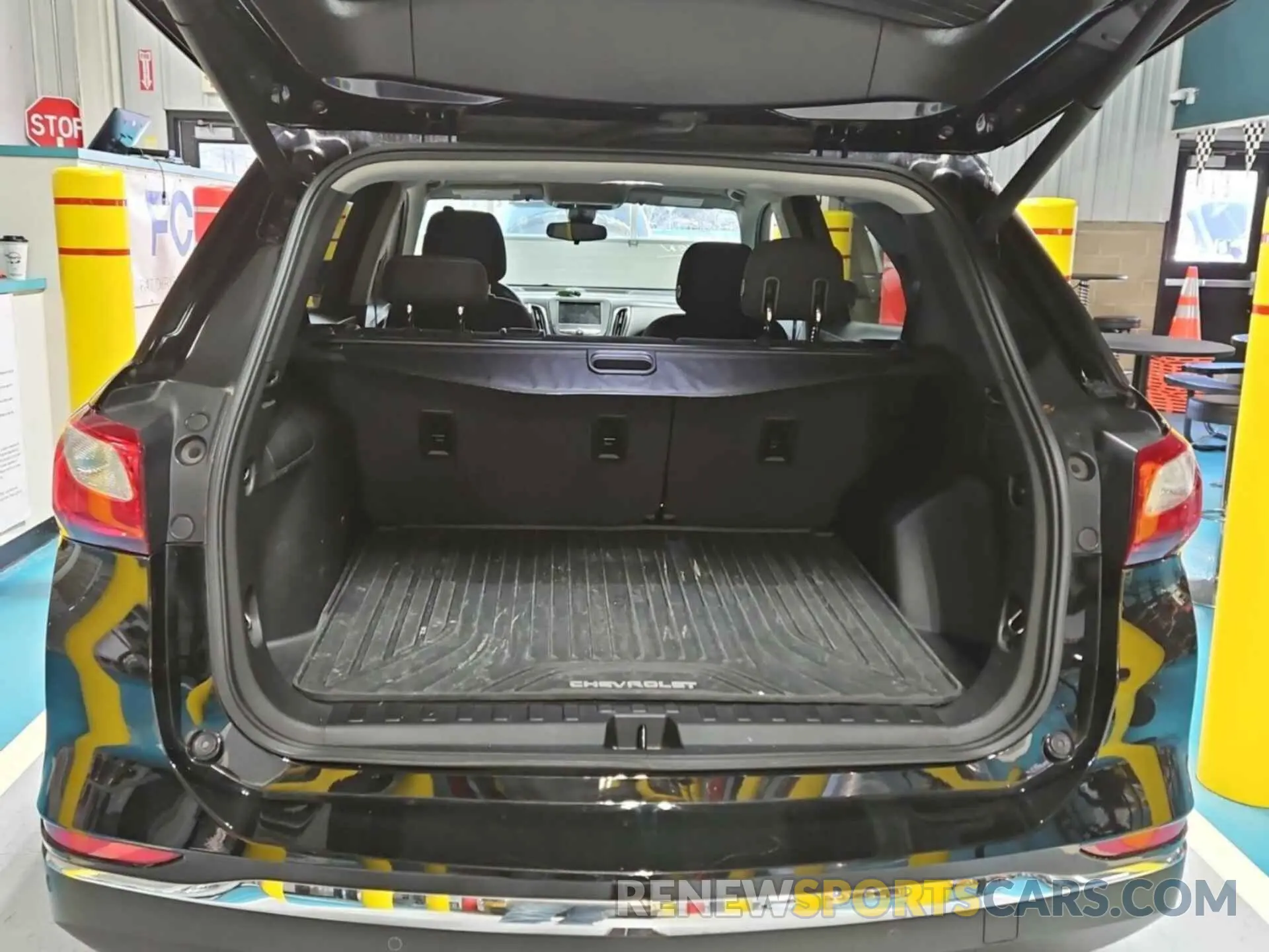 5 fotografías del automóvil dañado 2GNAXTEV8L6231771 CHEVROLET EQUINOX 2020
