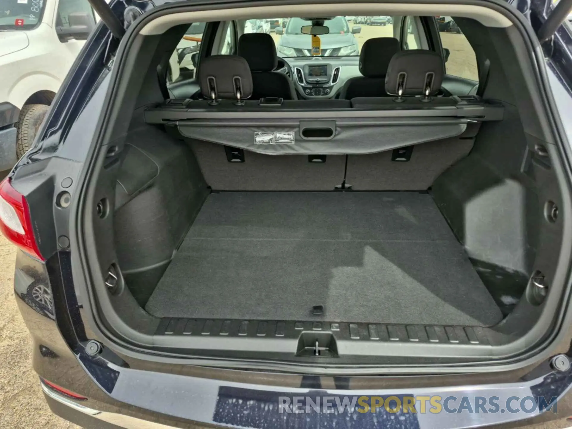 10 fotografías del automóvil dañado 2GNAXTEV8L6233231 CHEVROLET EQUINOX 2020