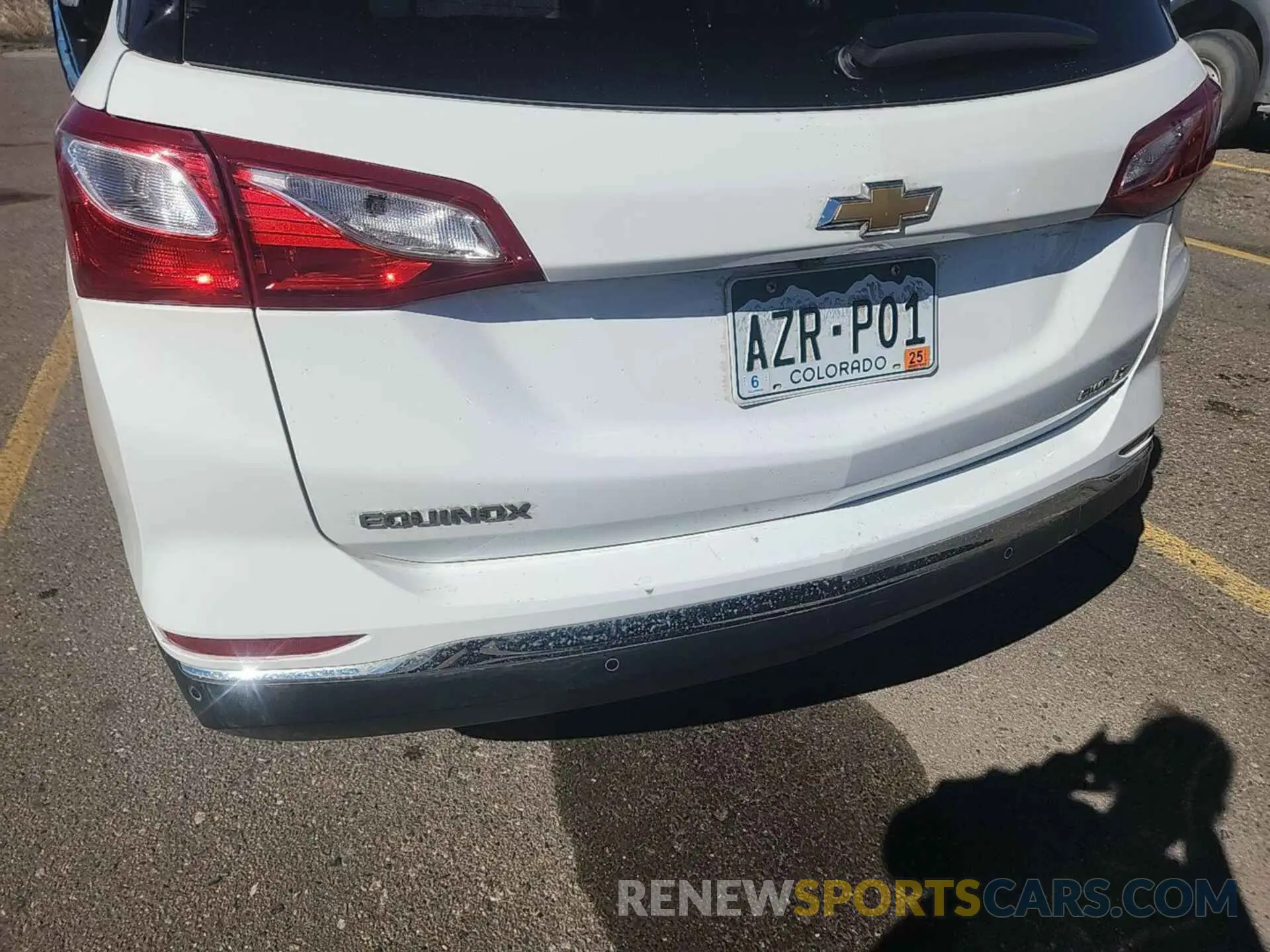2 fotografías del automóvil dañado 2GNAXTEV9L6235330 CHEVROLET EQUINOX 2020