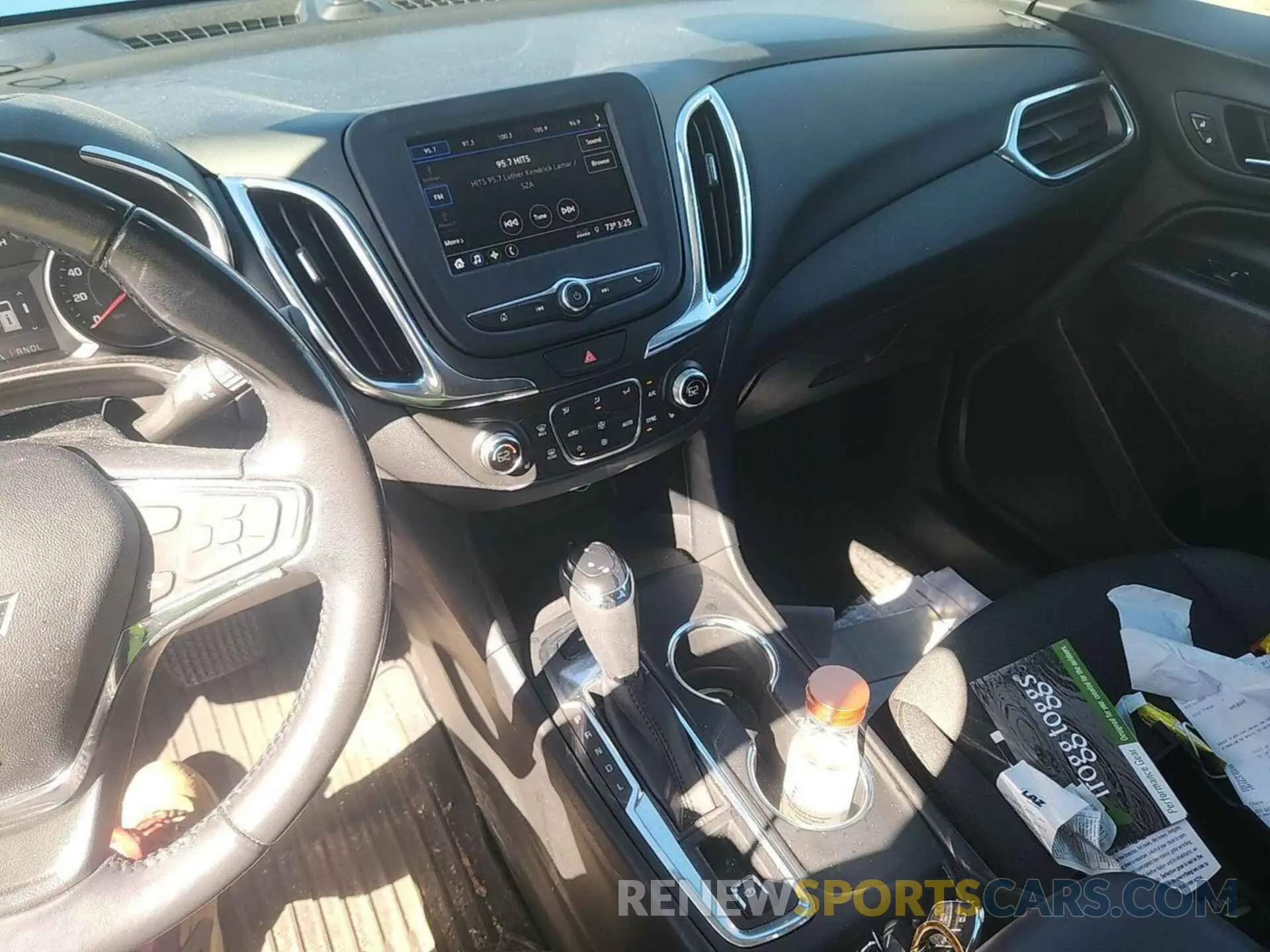 5 fotografías del automóvil dañado 2GNAXTEV9L6235330 CHEVROLET EQUINOX 2020
