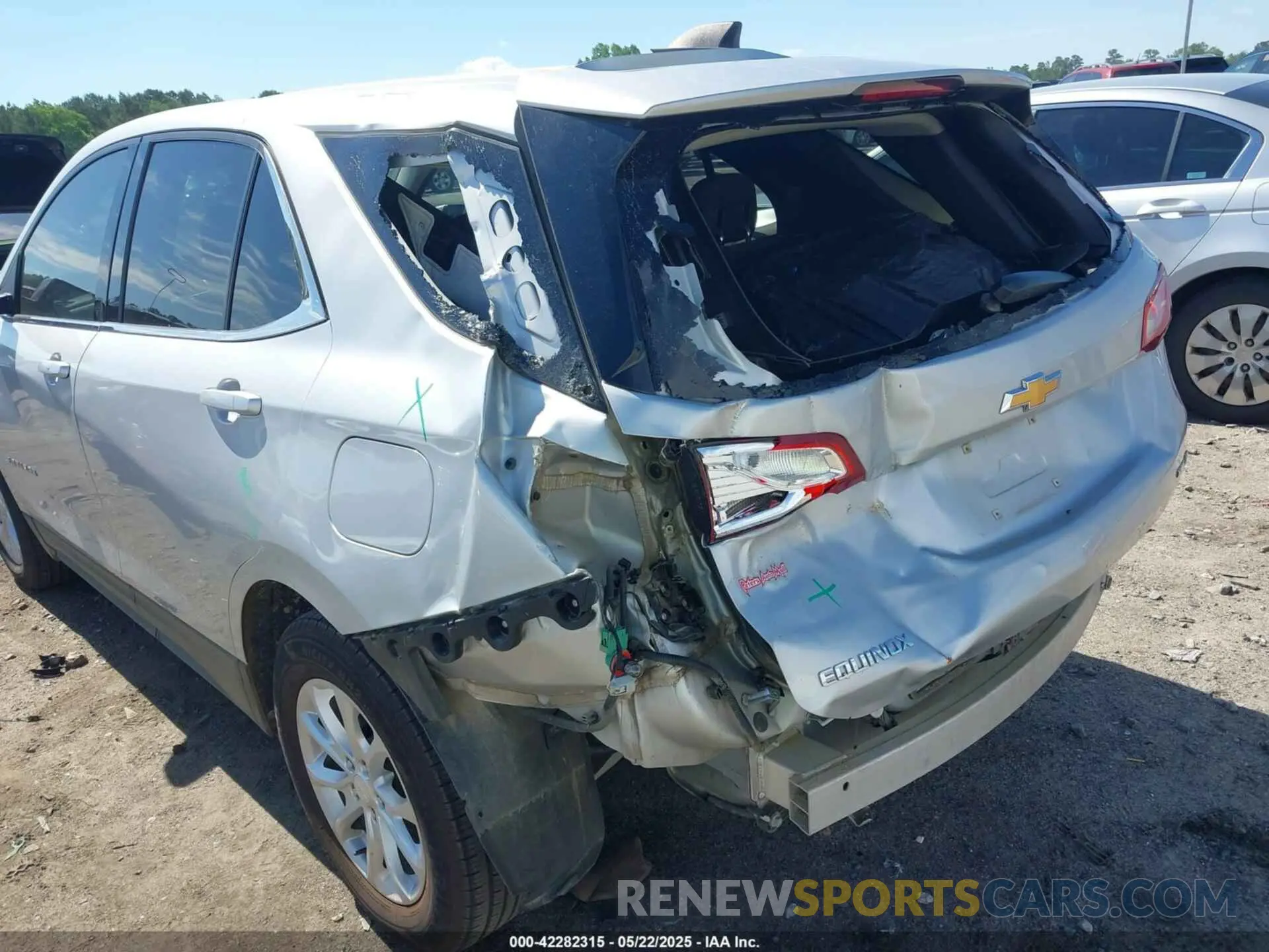 6 fotografías del automóvil dañado 2GNAXTEVXL6171668 CHEVROLET EQUINOX 2020