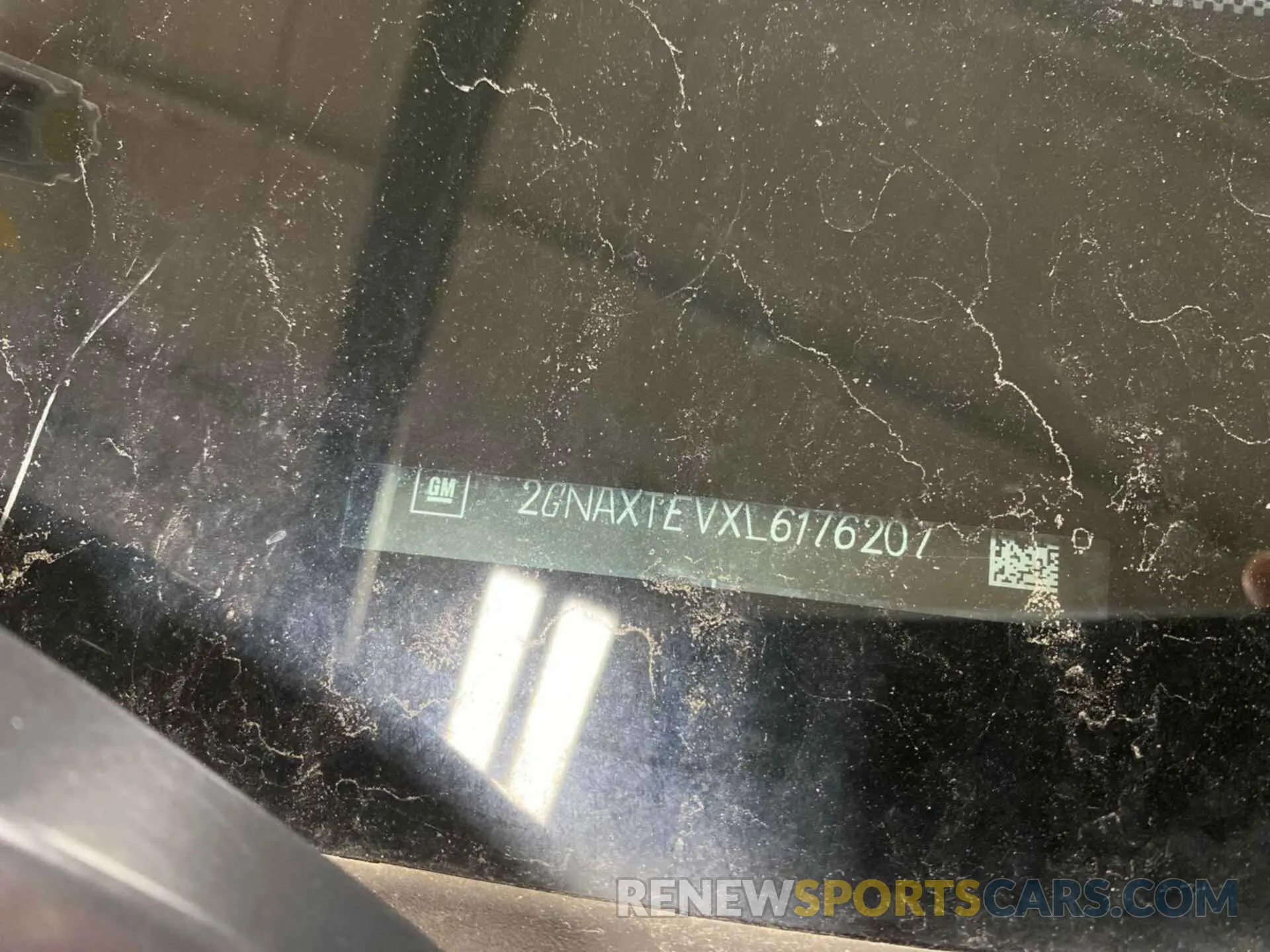 14 fotografías del automóvil dañado 2GNAXTEVXL6176207 CHEVROLET EQUINOX 2020