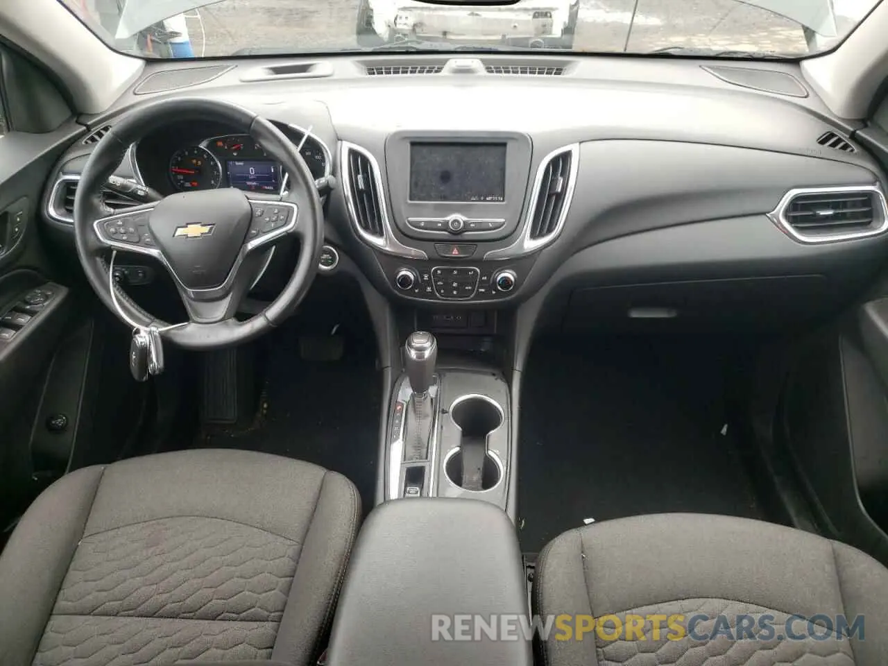 8 fotografías del automóvil dañado 2GNAXUEV0L6103286 CHEVROLET EQUINOX 2020