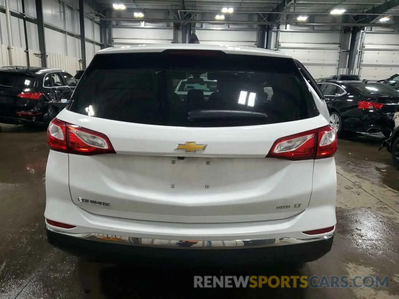 6 fotografías del automóvil dañado 2GNAXUEV0L6105054 CHEVROLET EQUINOX 2020