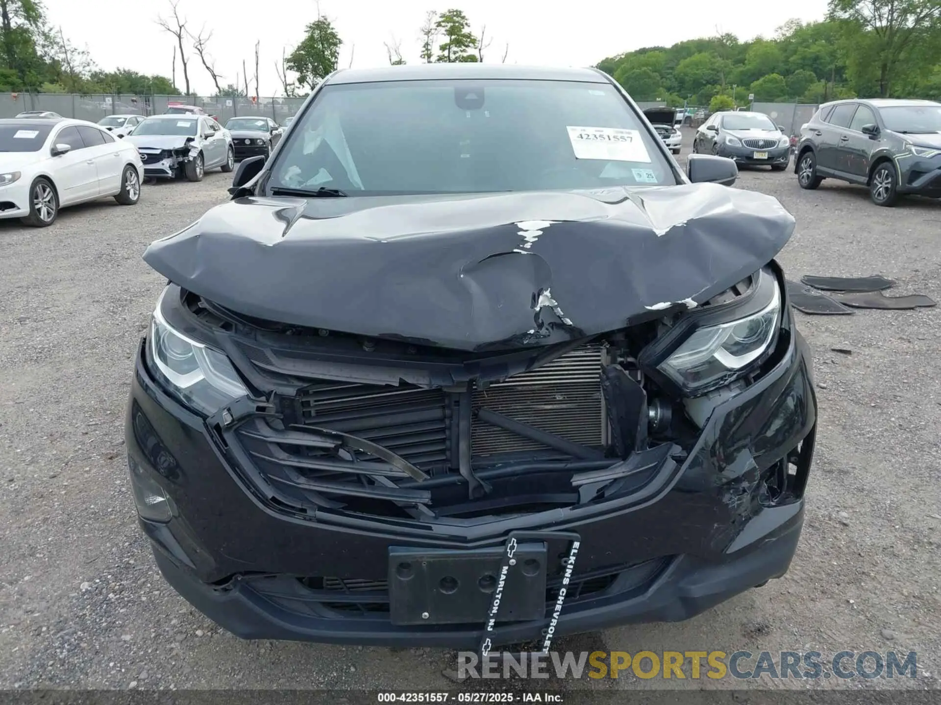12 fotografías del automóvil dañado 2GNAXUEV0L6107063 CHEVROLET EQUINOX 2020