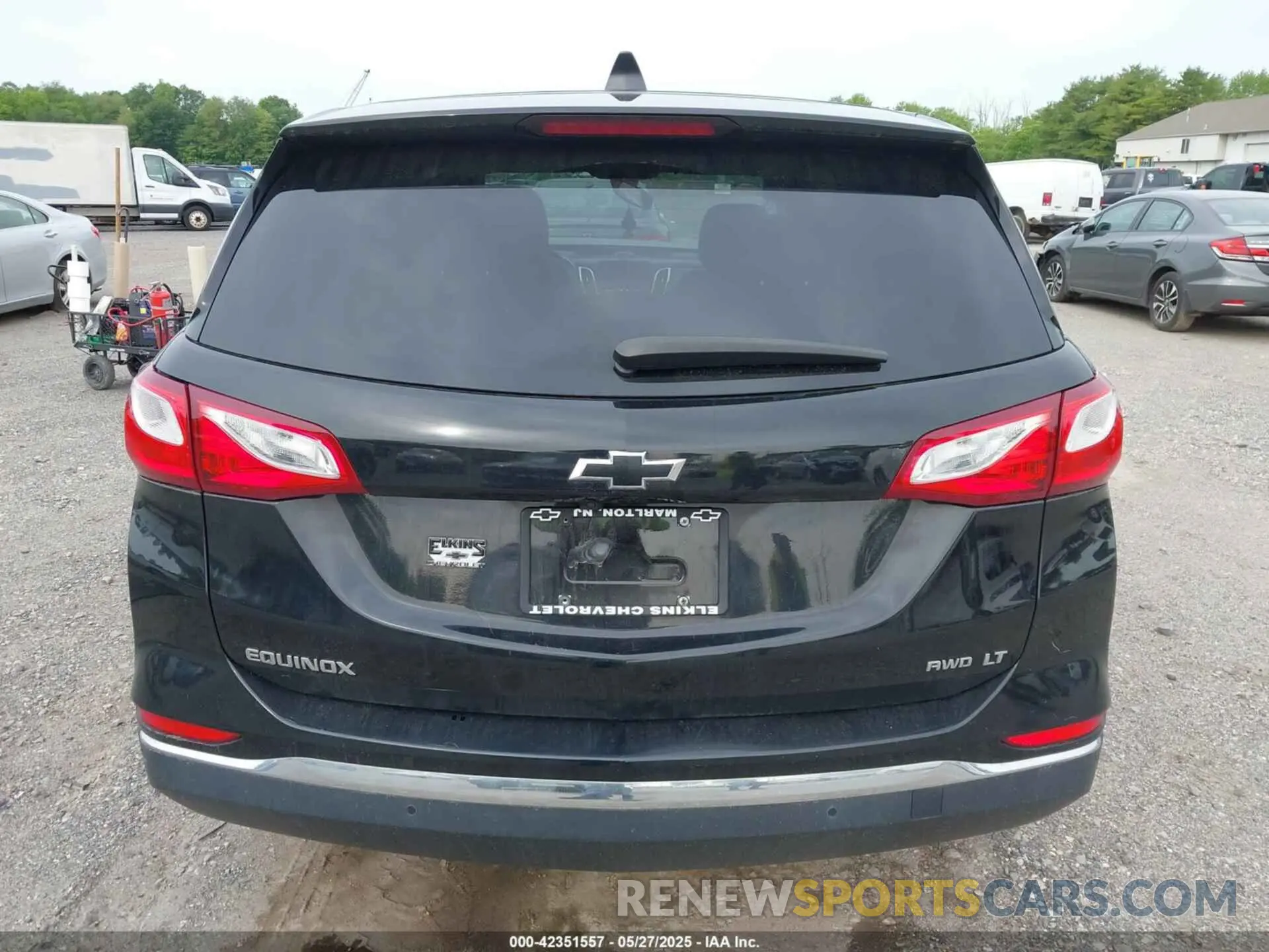 16 fotografías del automóvil dañado 2GNAXUEV0L6107063 CHEVROLET EQUINOX 2020
