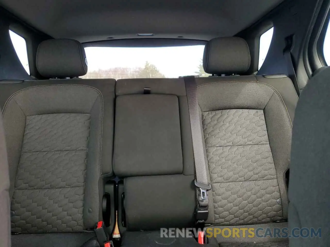 10 fotografías del automóvil dañado 2GNAXUEV0L6133629 CHEVROLET EQUINOX 2020