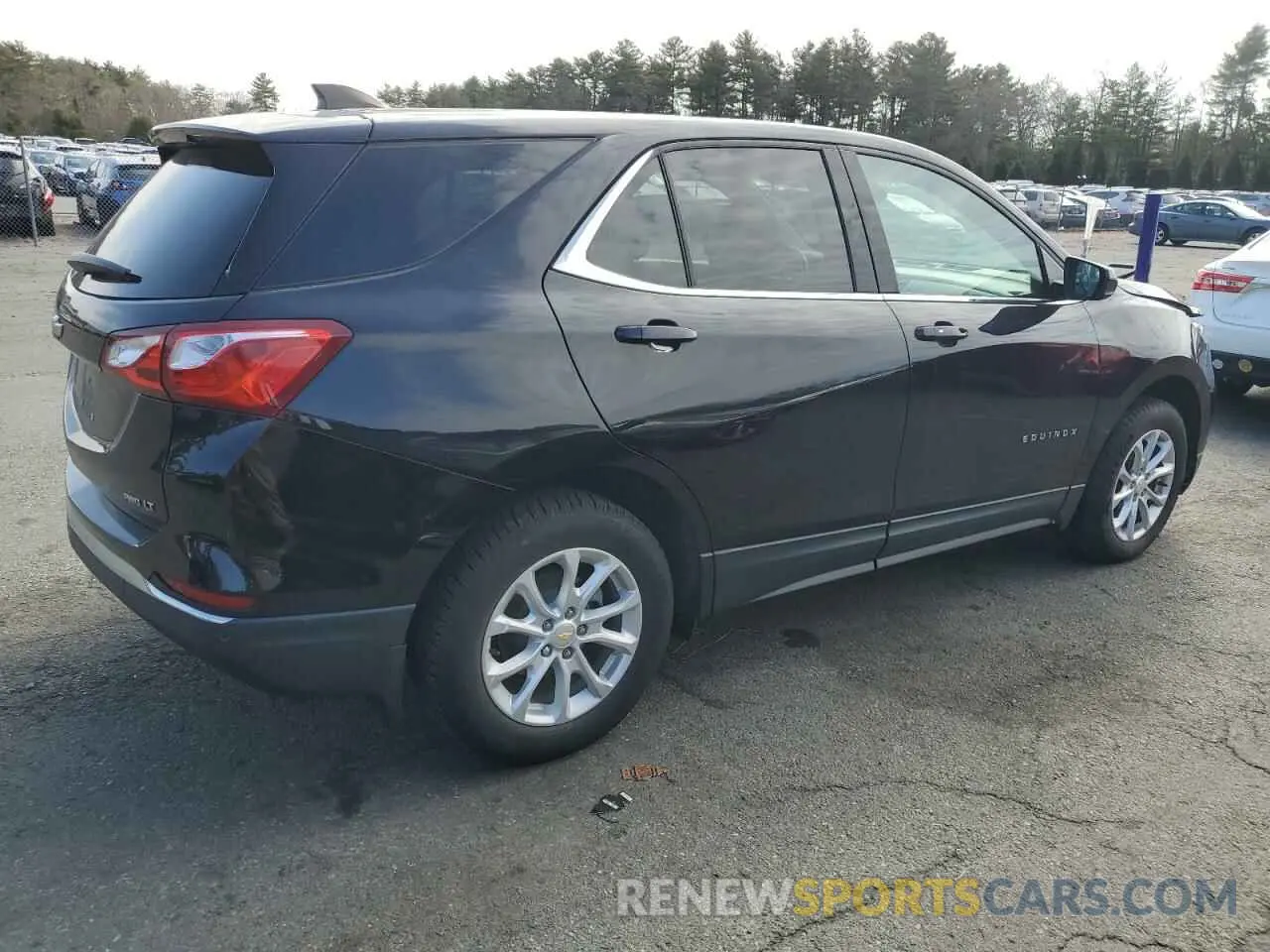 3 fotografías del automóvil dañado 2GNAXUEV0L6133629 CHEVROLET EQUINOX 2020