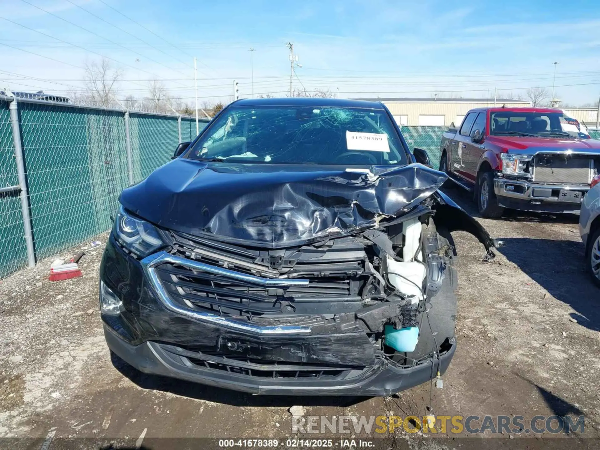 6 fotografías del automóvil dañado 2GNAXUEV0L6142976 CHEVROLET EQUINOX 2020