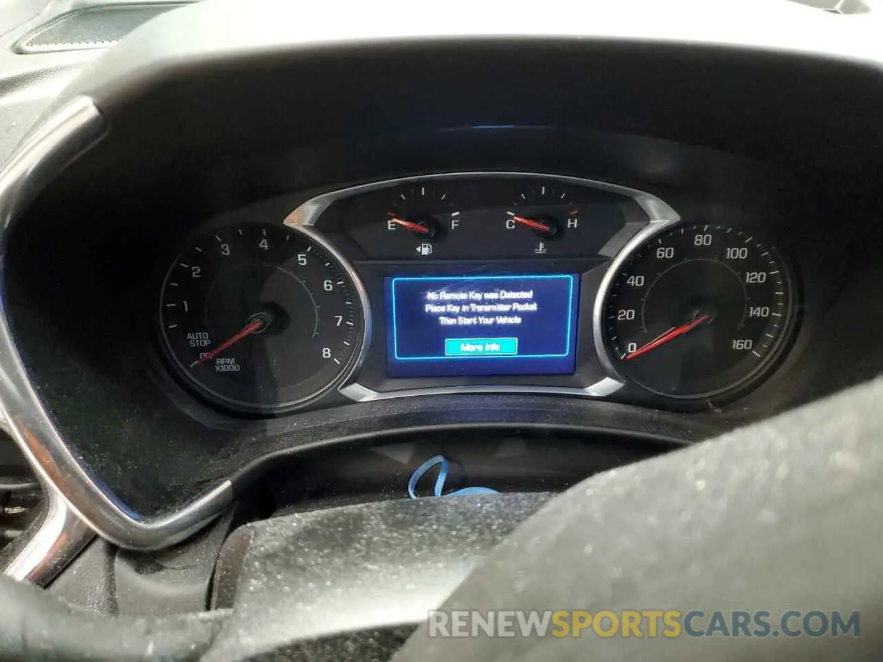 9 fotografías del automóvil dañado 2GNAXUEV0L6147157 CHEVROLET EQUINOX 2020