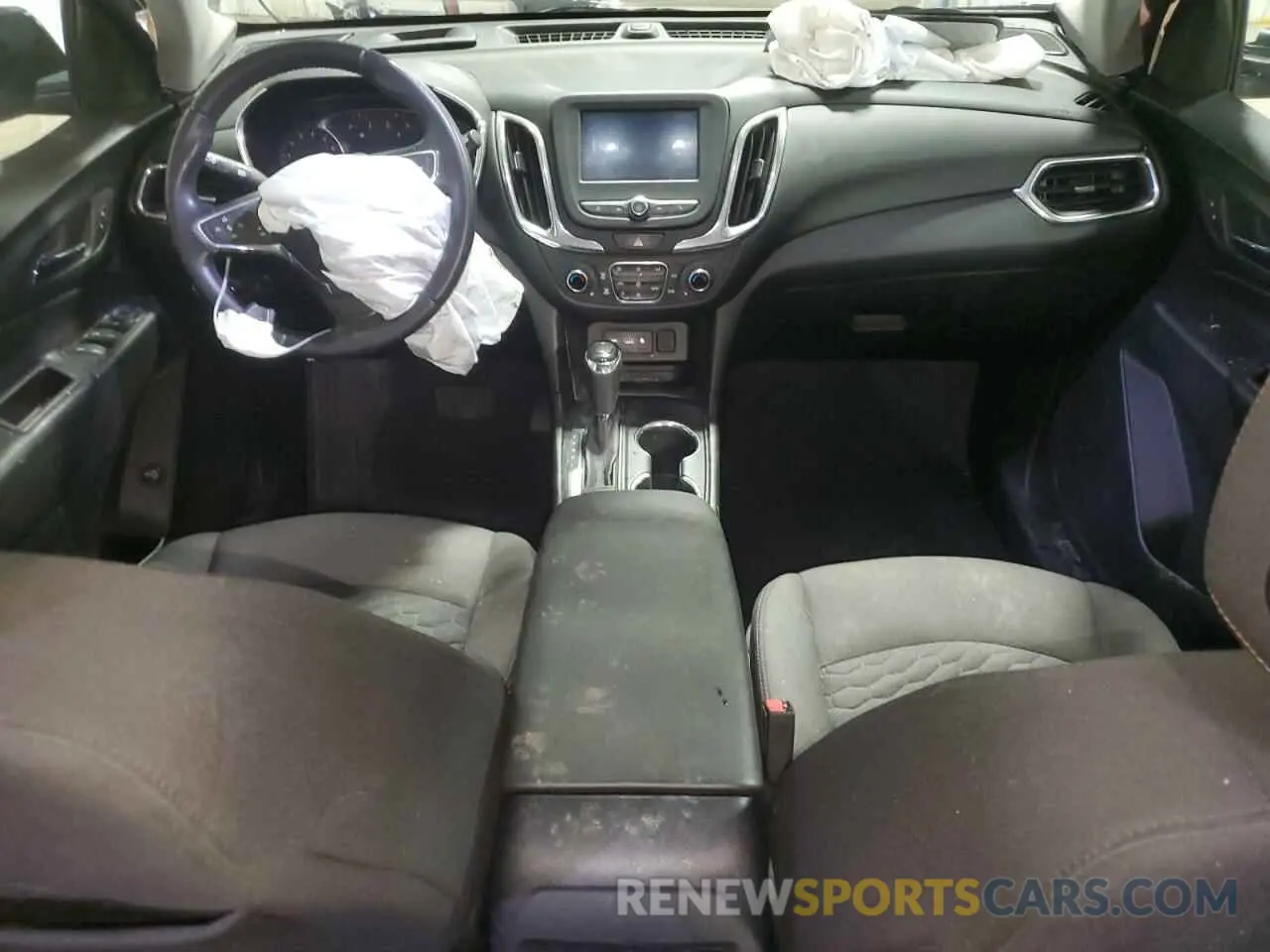 8 fotografías del automóvil dañado 2GNAXUEV0L6206093 CHEVROLET EQUINOX 2020