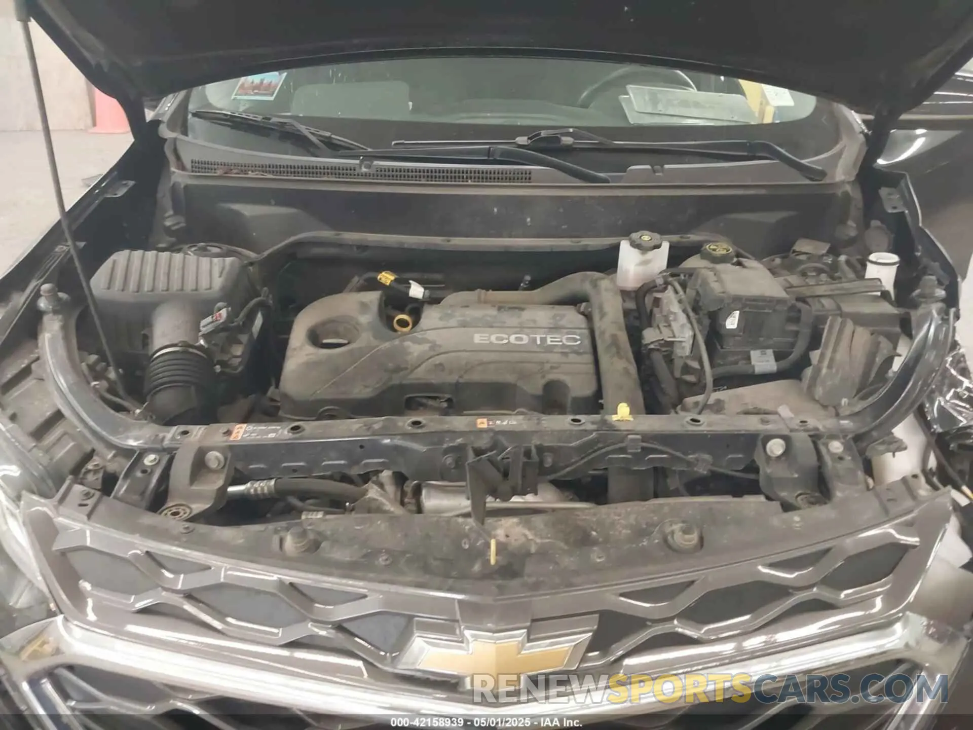 10 fotografías del automóvil dañado 2GNAXUEV1L6125703 CHEVROLET EQUINOX 2020