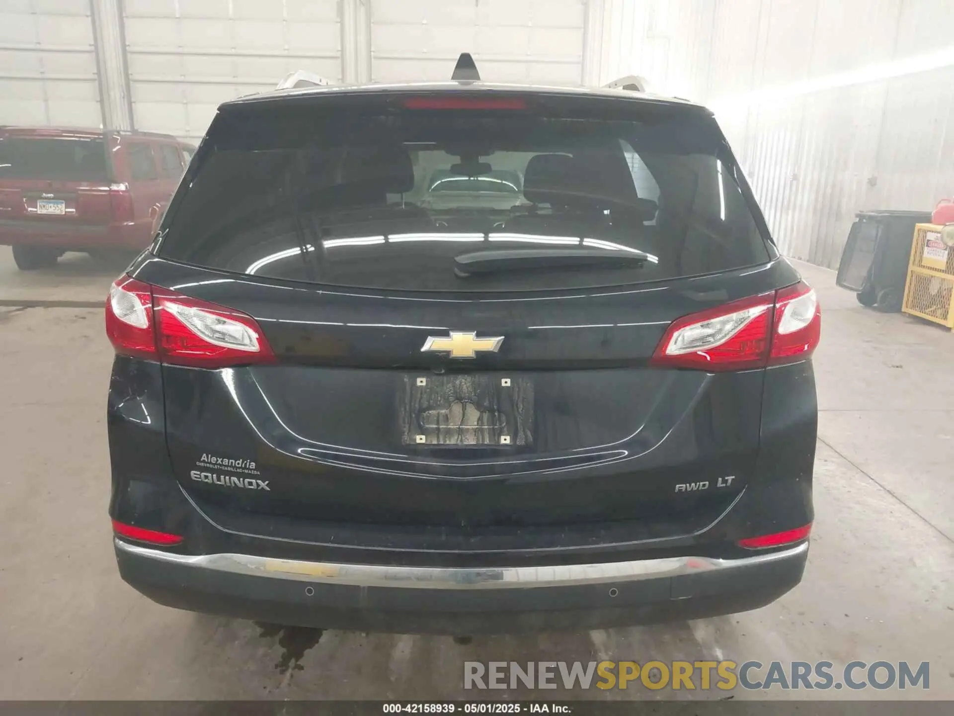 17 fotografías del automóvil dañado 2GNAXUEV1L6125703 CHEVROLET EQUINOX 2020