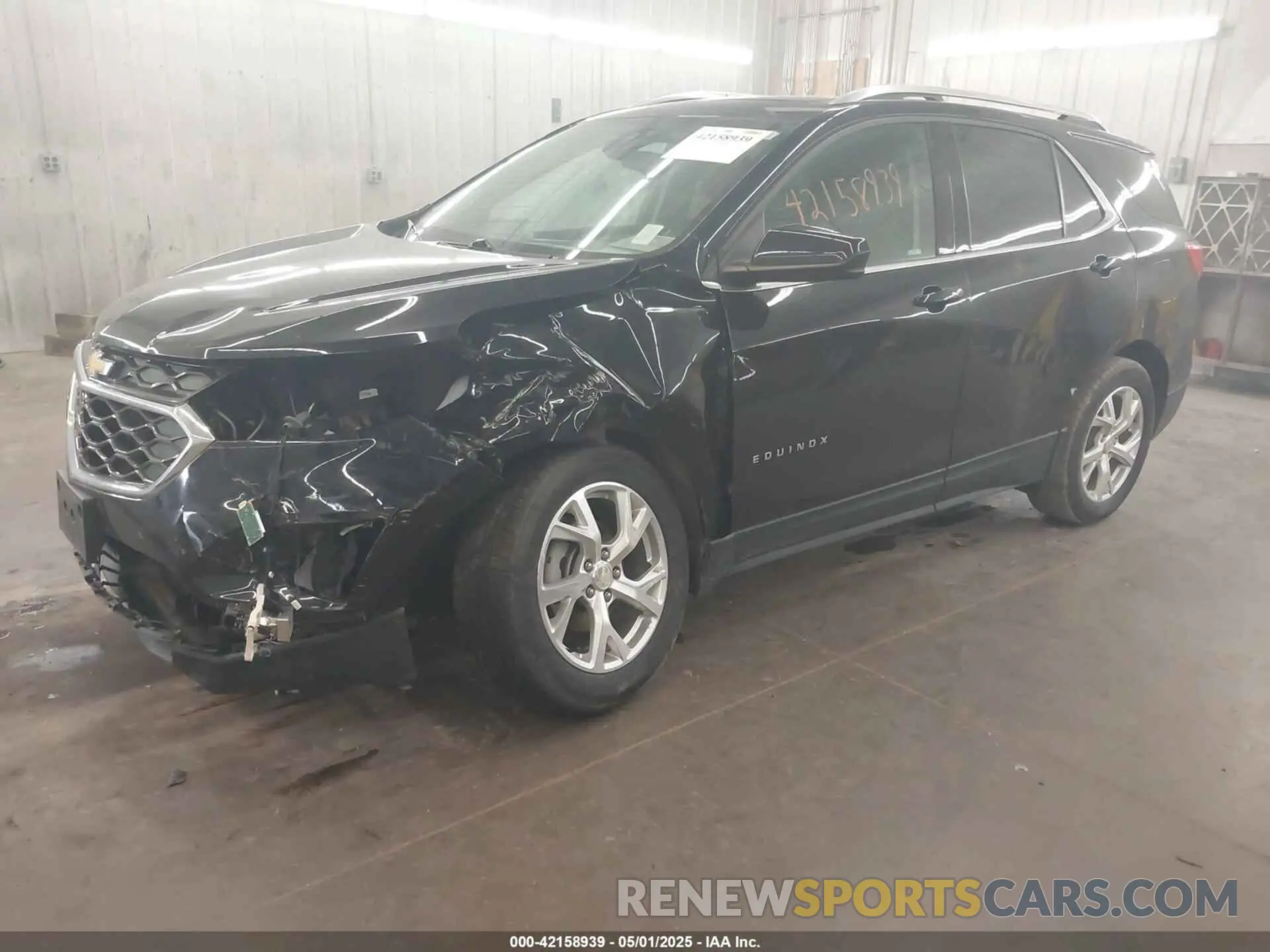 2 fotografías del automóvil dañado 2GNAXUEV1L6125703 CHEVROLET EQUINOX 2020