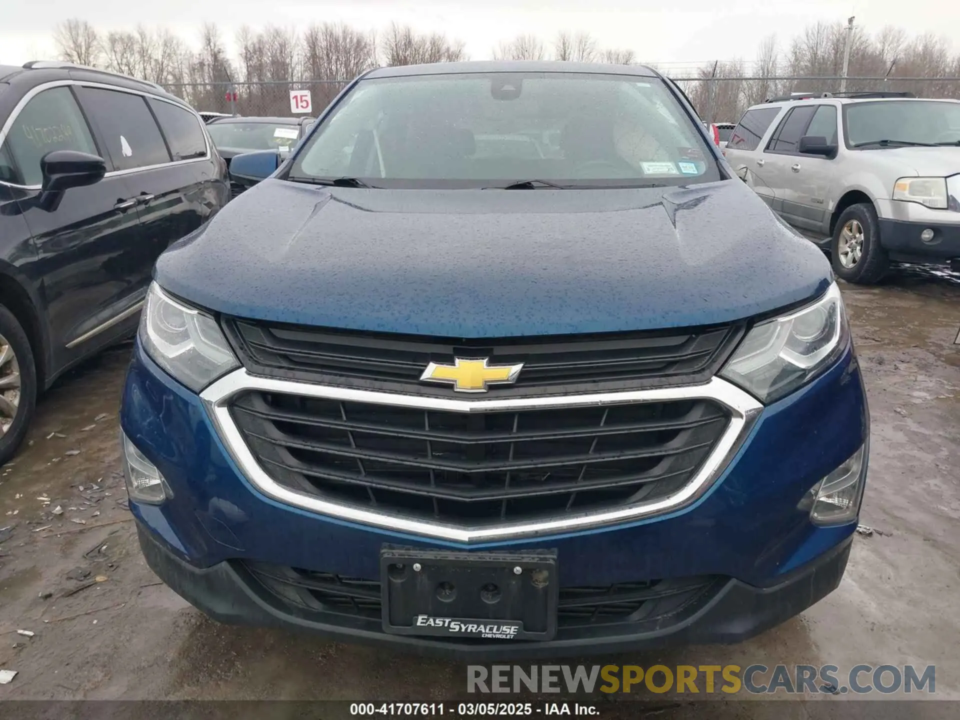 12 fotografías del automóvil dañado 2GNAXUEV1L6127581 CHEVROLET EQUINOX 2020