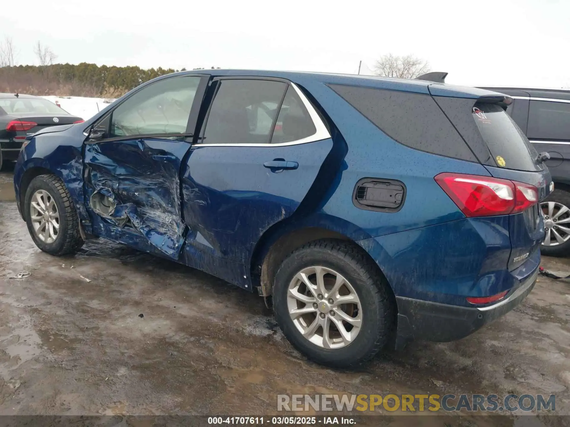 3 fotografías del automóvil dañado 2GNAXUEV1L6127581 CHEVROLET EQUINOX 2020