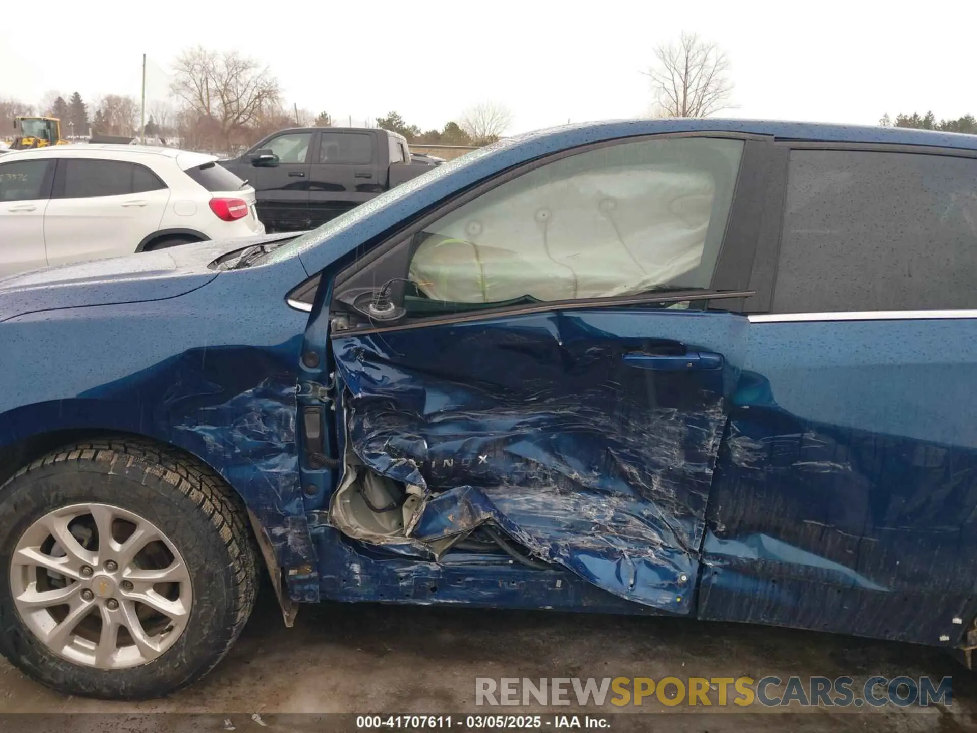 6 fotografías del automóvil dañado 2GNAXUEV1L6127581 CHEVROLET EQUINOX 2020