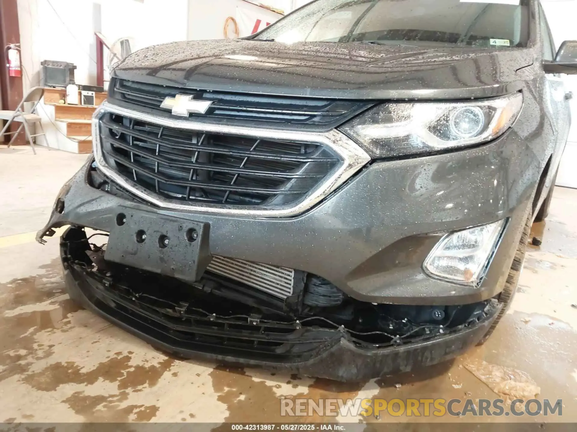 18 fotografías del automóvil dañado 2GNAXUEV1L6172018 CHEVROLET EQUINOX 2020