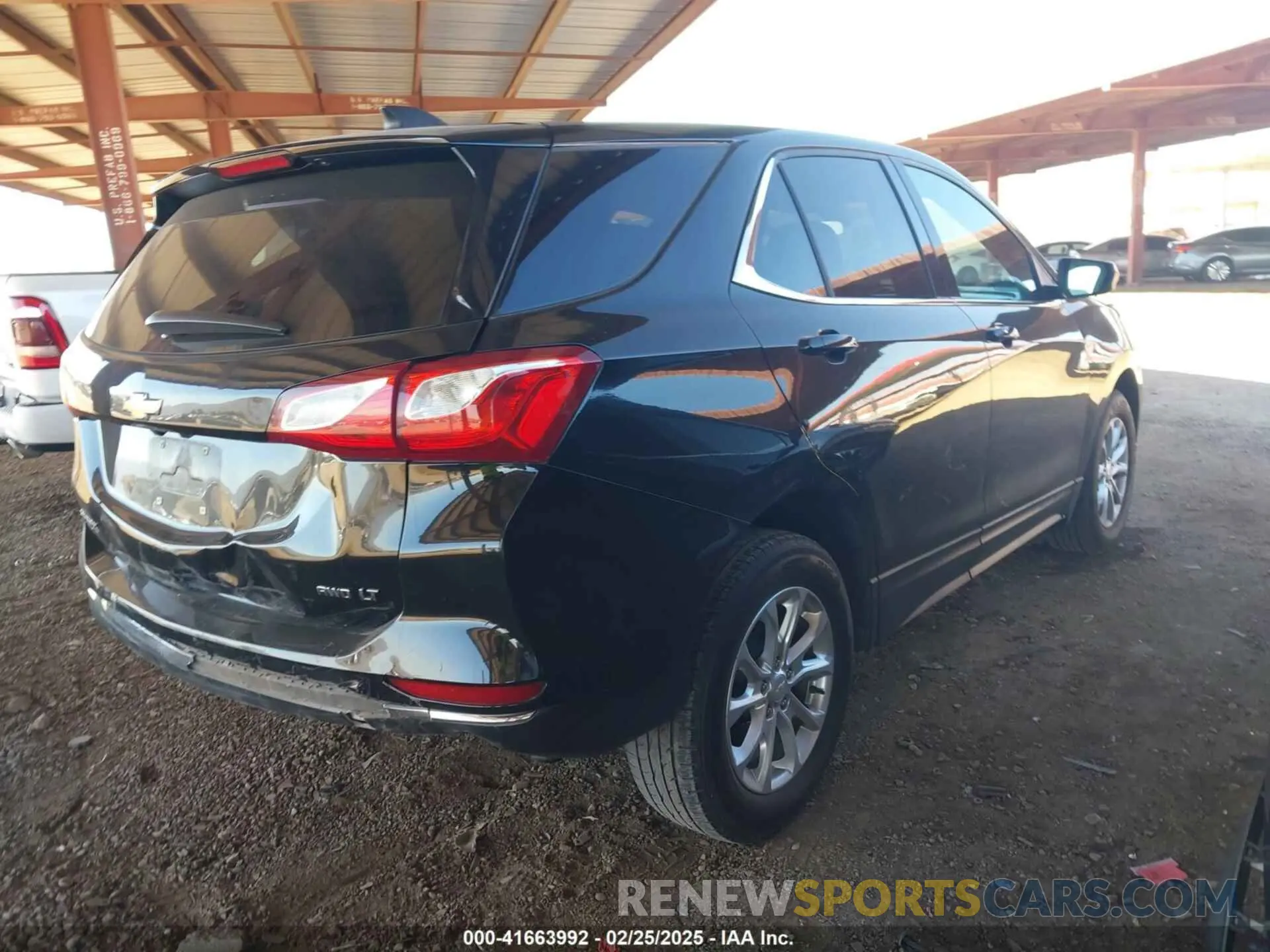 4 fotografías del automóvil dañado 2GNAXUEV2L6136869 CHEVROLET EQUINOX 2020
