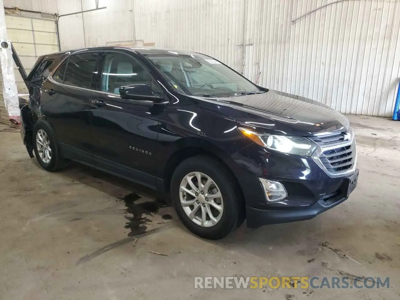 4 fotografías del automóvil dañado 2GNAXUEV2L6169483 CHEVROLET EQUINOX 2020