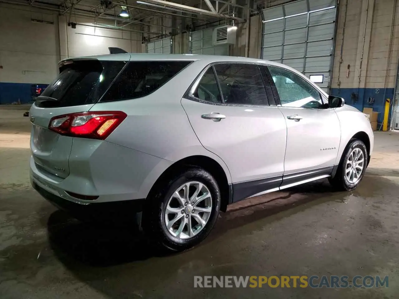 3 fotografías del automóvil dañado 2GNAXUEV2L6184727 CHEVROLET EQUINOX 2020