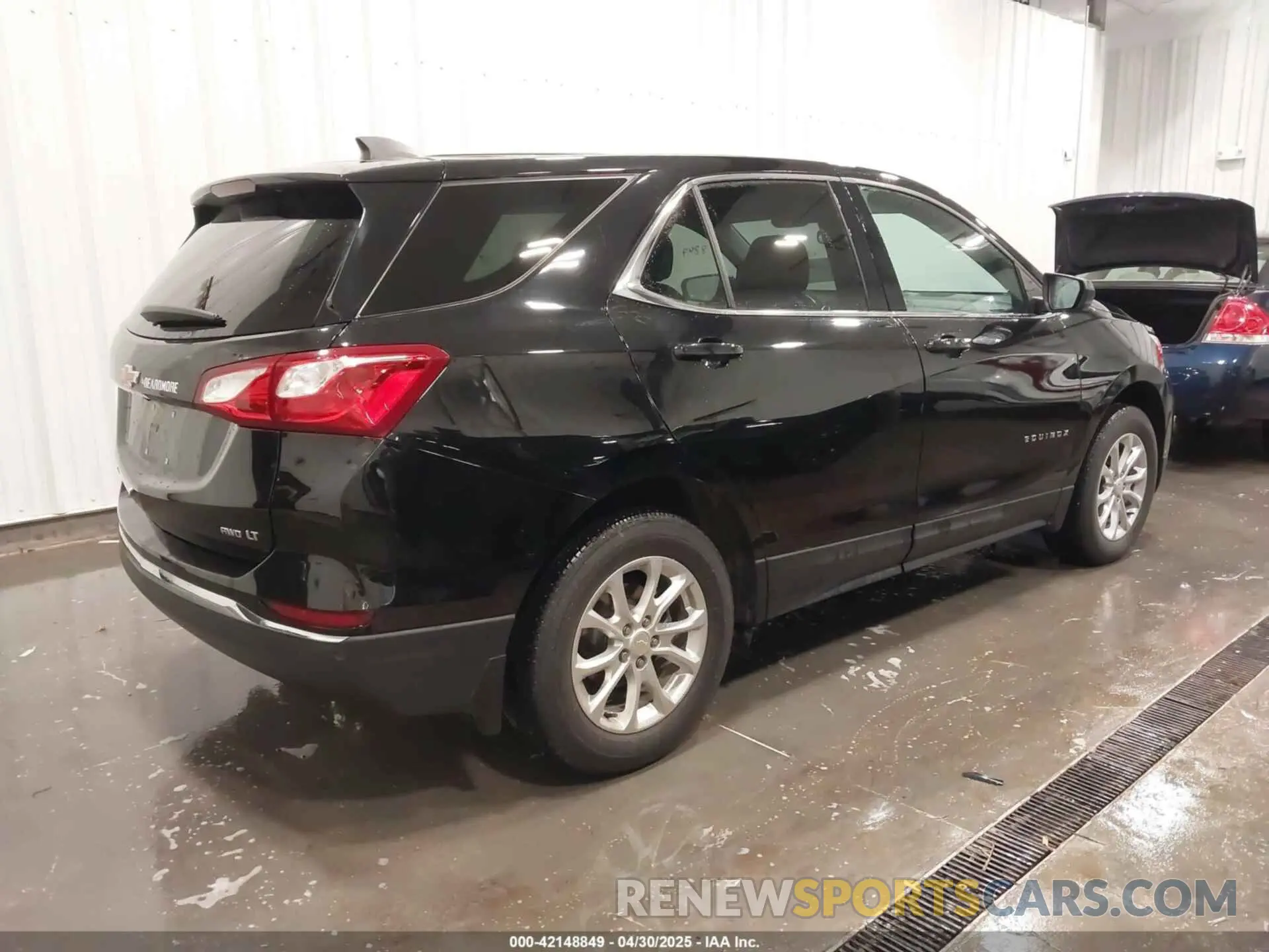 4 fotografías del automóvil dañado 2GNAXUEV2L6227253 CHEVROLET EQUINOX 2020