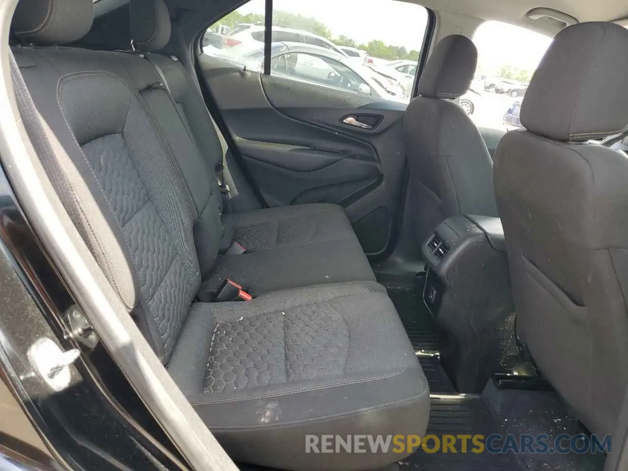 10 fotografías del automóvil dañado 2GNAXUEV2L6262004 CHEVROLET EQUINOX 2020