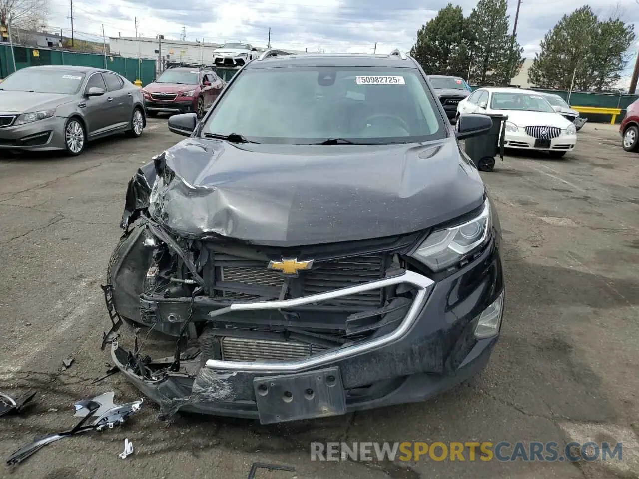 5 fotografías del automóvil dañado 2GNAXUEV3L6111222 CHEVROLET EQUINOX 2020