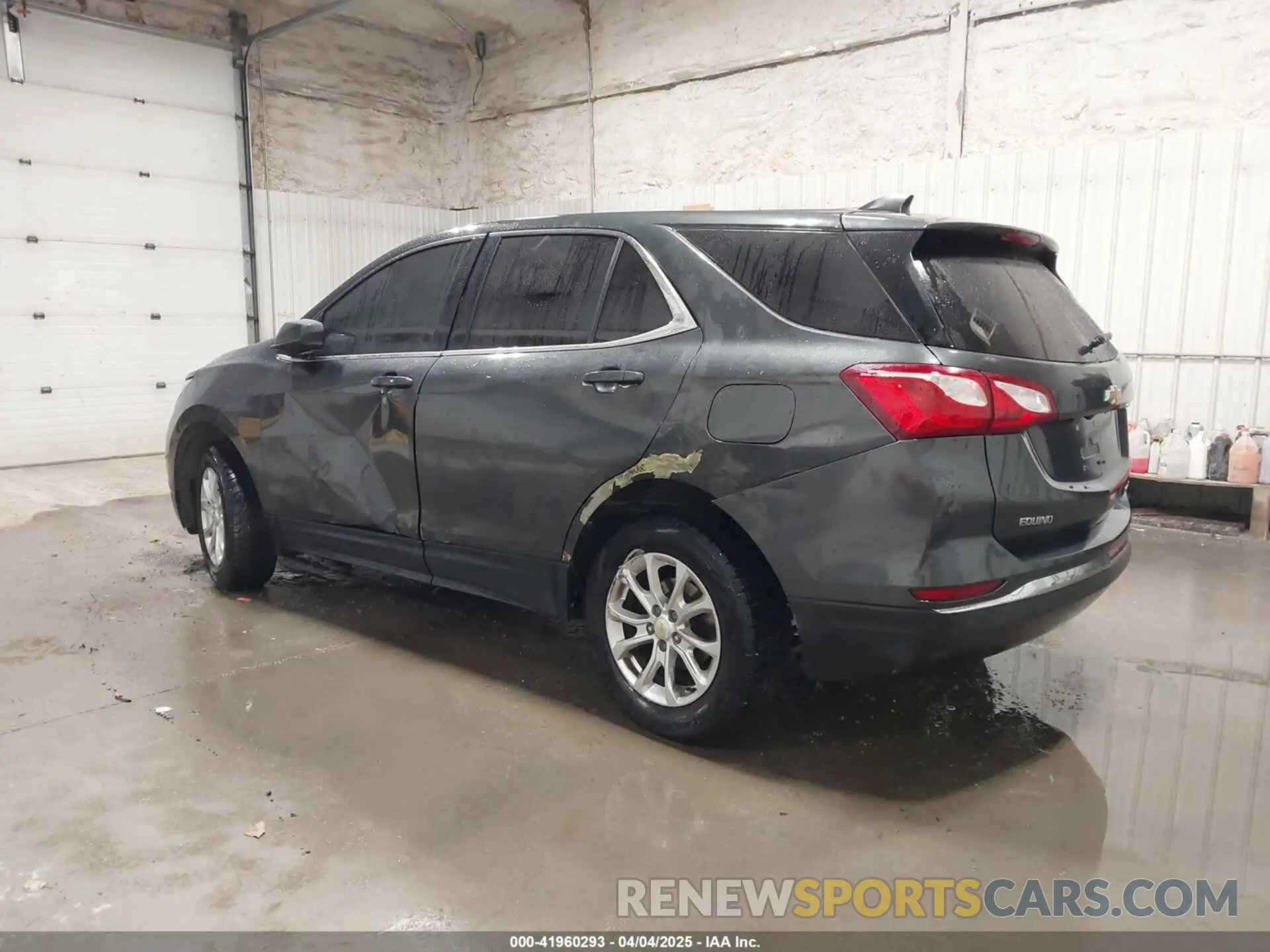 3 fotografías del automóvil dañado 2GNAXUEV4L6157402 CHEVROLET EQUINOX 2020