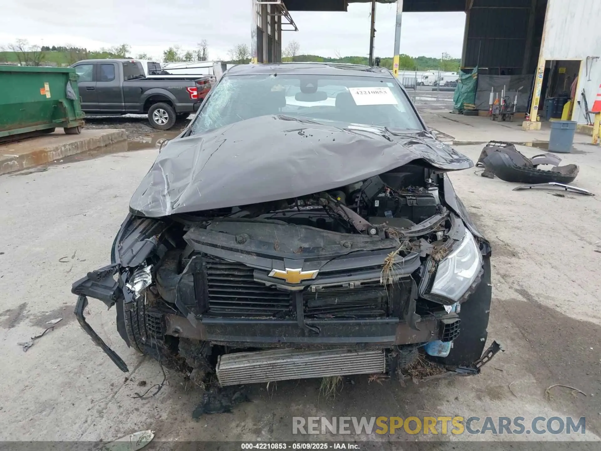 12 fotografías del automóvil dañado 2GNAXUEV4L6265275 CHEVROLET EQUINOX 2020