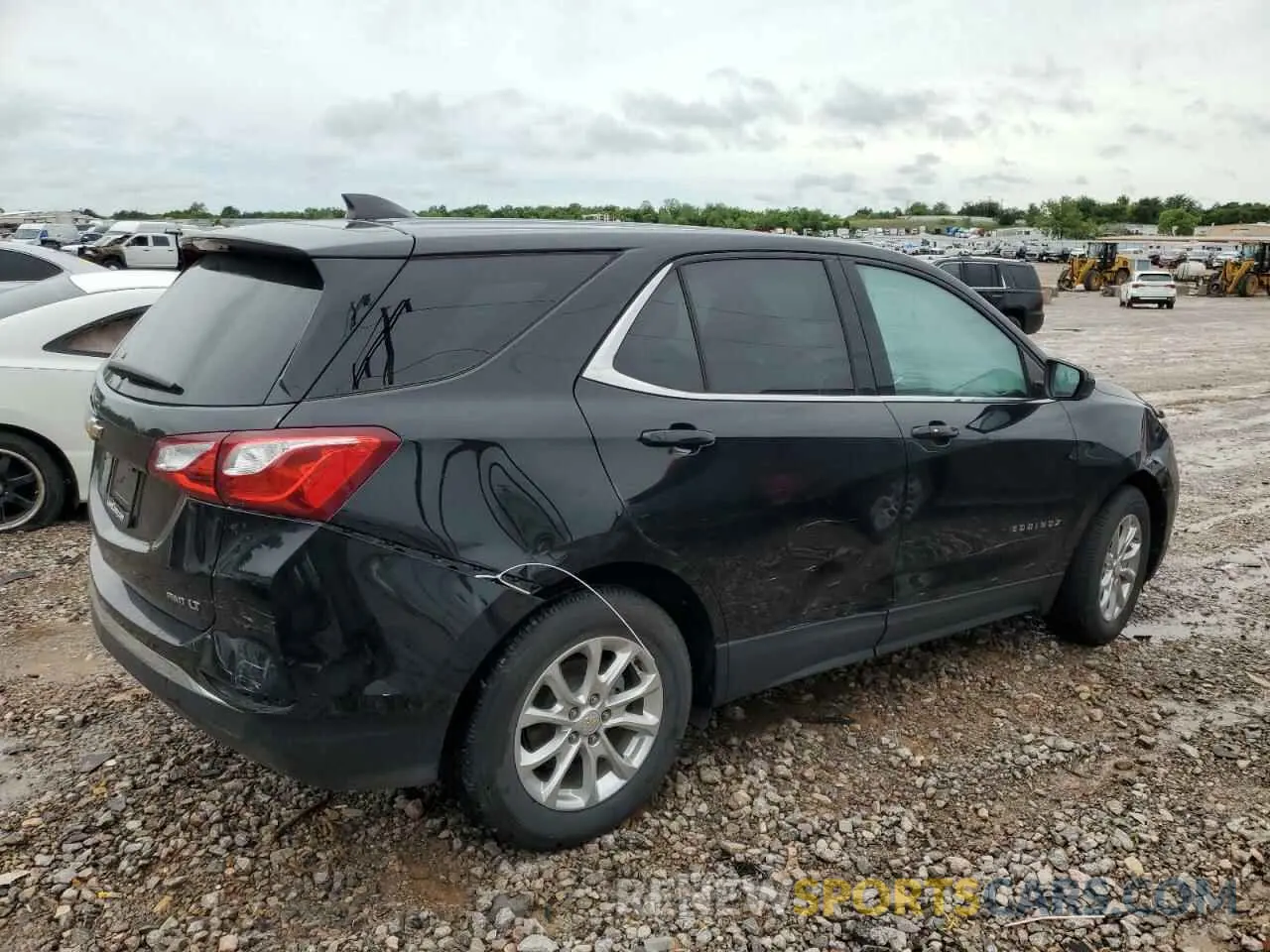 3 fotografías del automóvil dañado 2GNAXUEV5L6152483 CHEVROLET EQUINOX 2020