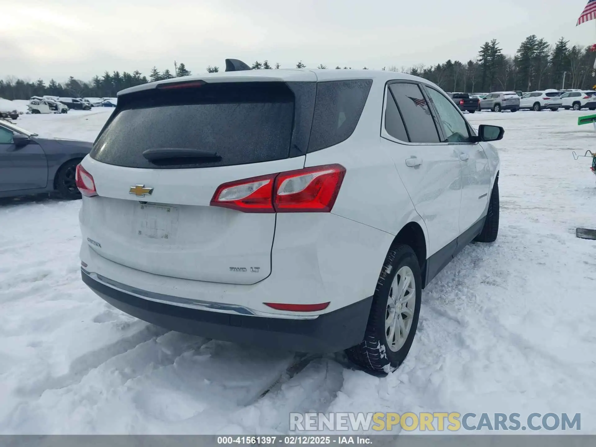 4 fotografías del automóvil dañado 2GNAXUEV5L6154590 CHEVROLET EQUINOX 2020