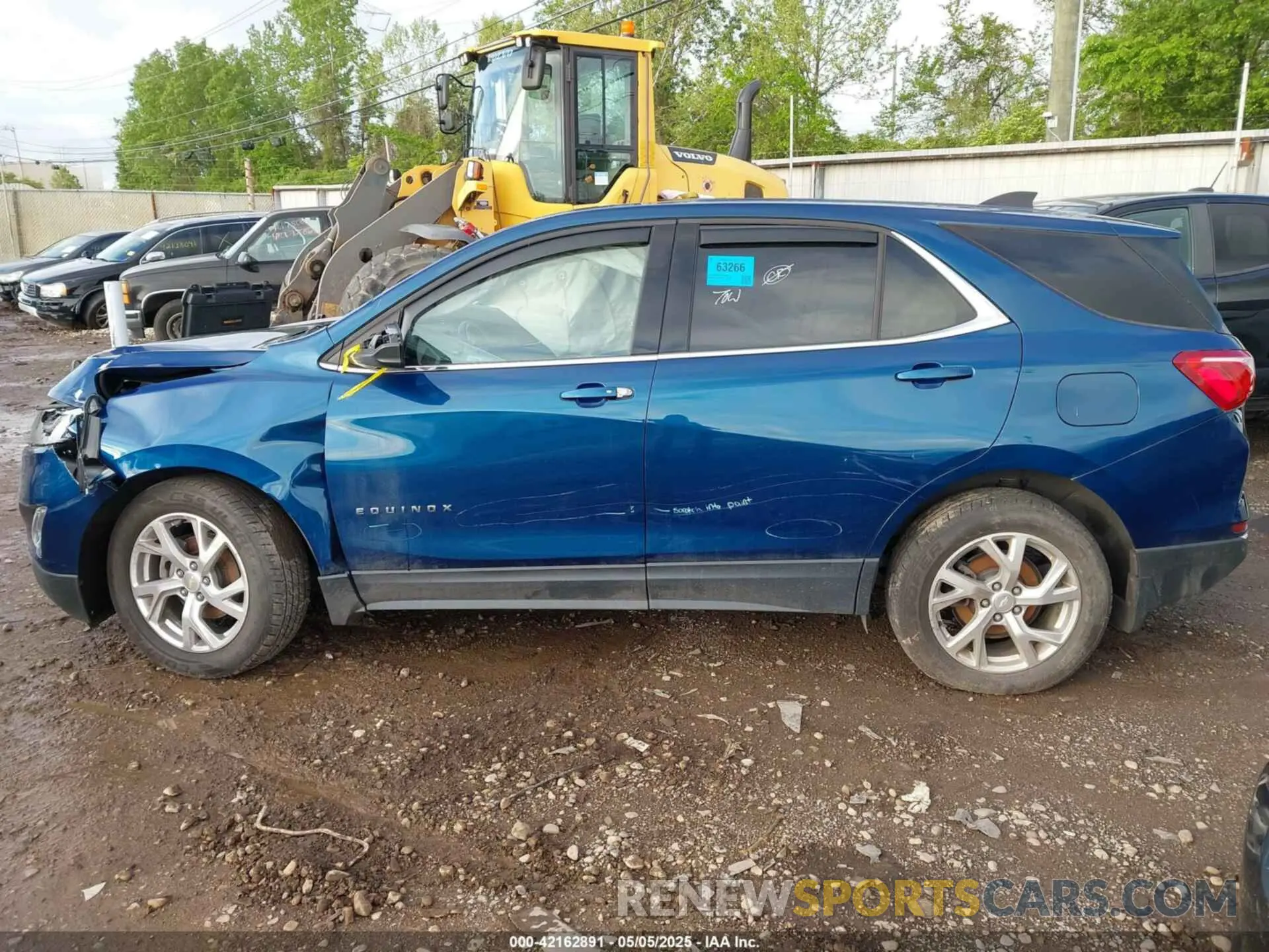 14 fotografías del automóvil dañado 2GNAXUEV5L6173091 CHEVROLET EQUINOX 2020