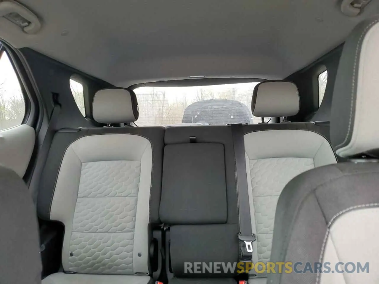 10 fotografías del automóvil dañado 2GNAXUEV5L6201522 CHEVROLET EQUINOX 2020
