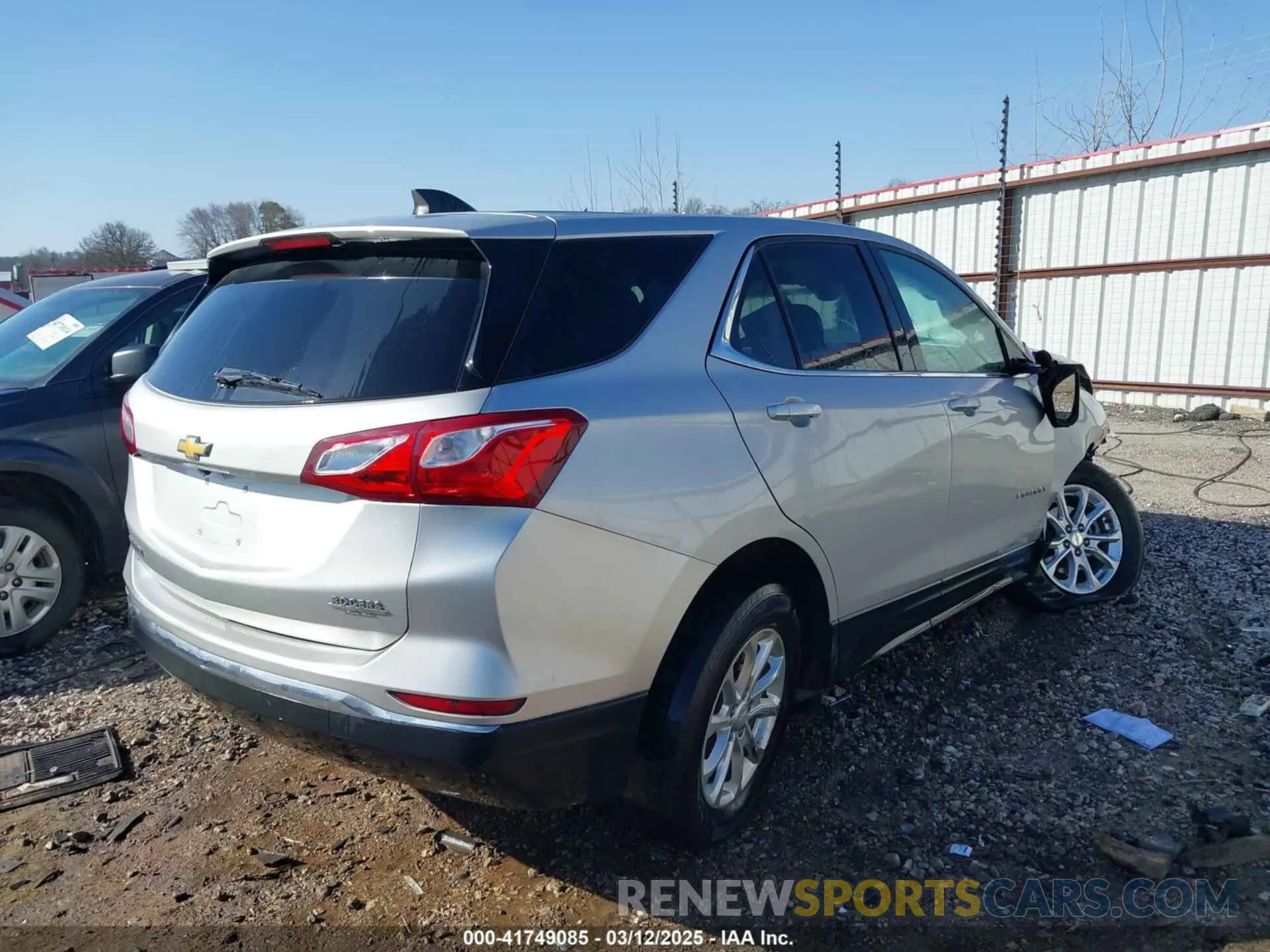 4 fotografías del automóvil dañado 2GNAXUEV5L6205134 CHEVROLET EQUINOX 2020