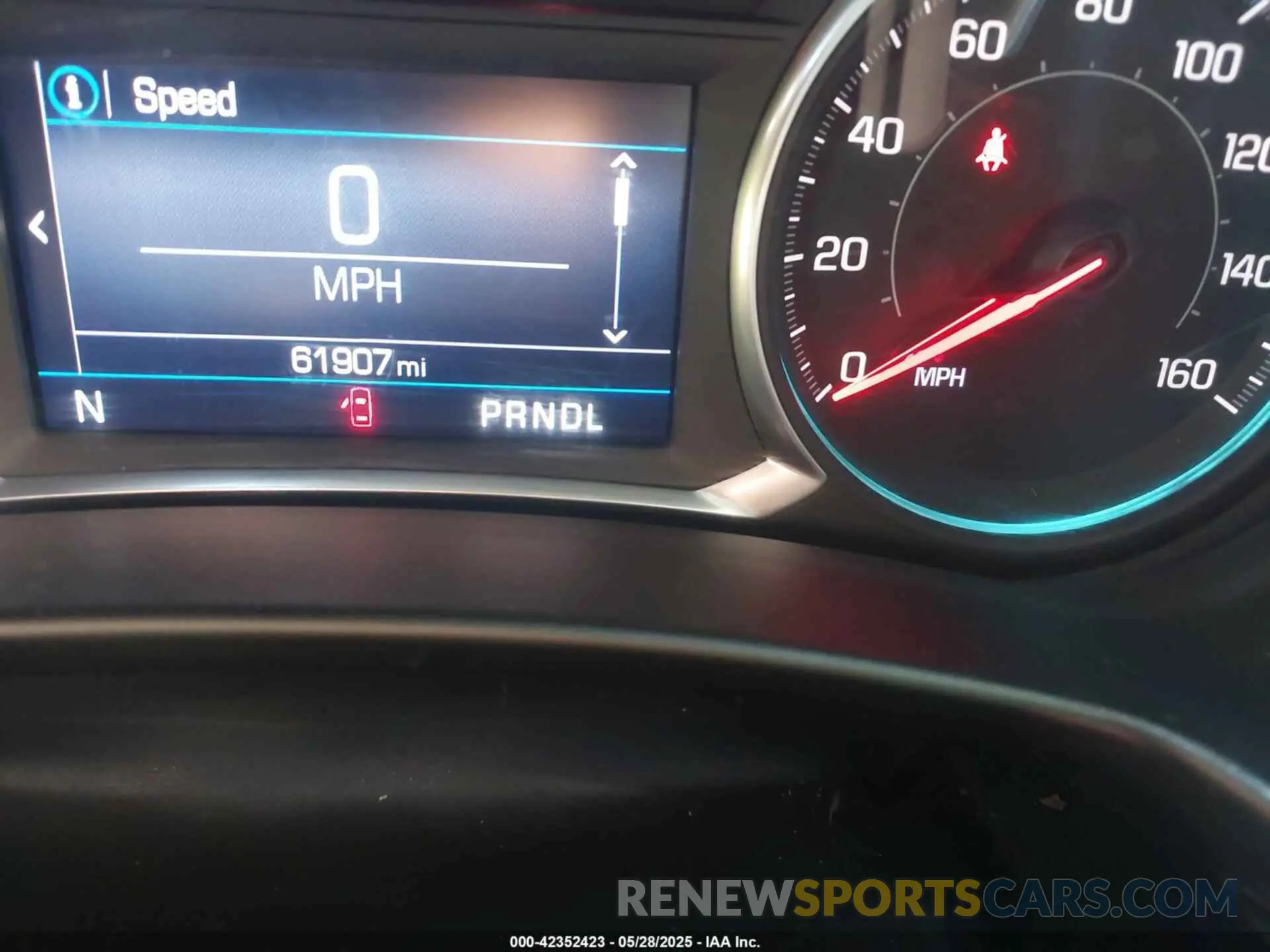 15 fotografías del automóvil dañado 2GNAXUEV6L6109805 CHEVROLET EQUINOX 2020